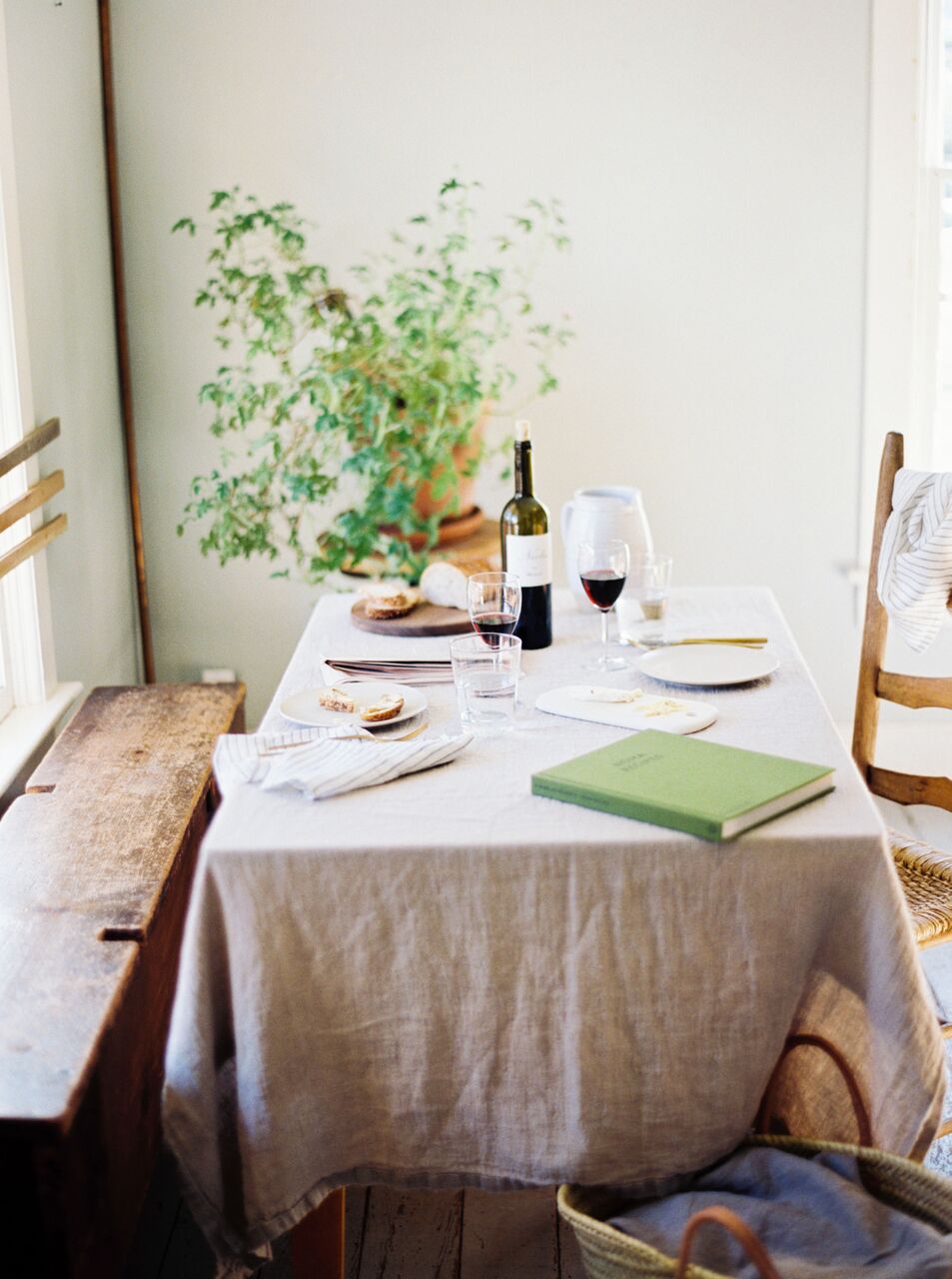 Source: Linen , Pitche r, Napkins , Market Basket , White Cheese Board , Wooden Bread Board , Water Glasses , Wine Glasses & Plates (belonged to venue) 
