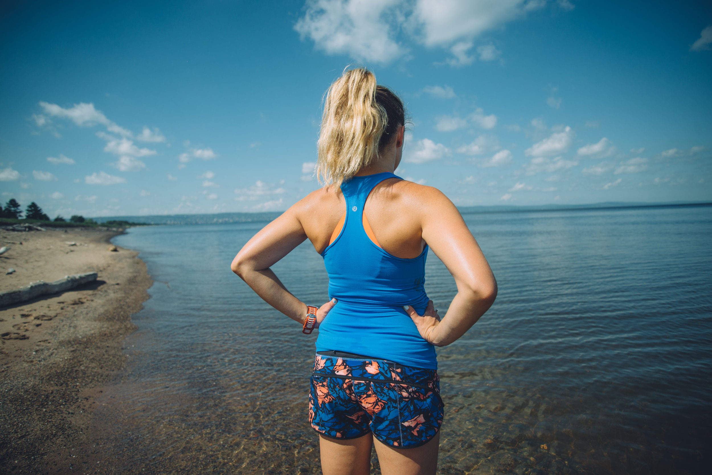 jess_rossing_lululemon_beach-004.jpg