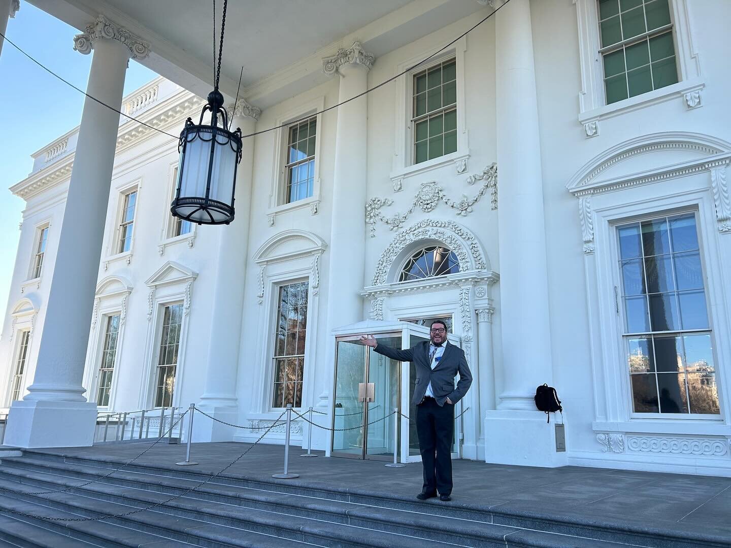 Breakfast in the west wing this morning! I  got to see ol&rsquo; Benjamin Franklin! What a wonderful, wonderful way to start the day! There might be some tickets still available for the house concert here tonight in DC and I think for sure still tick