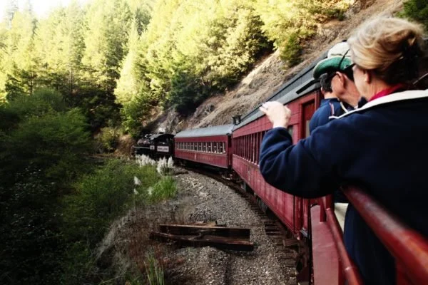 Skunk-Train-e1511368438895.jpg