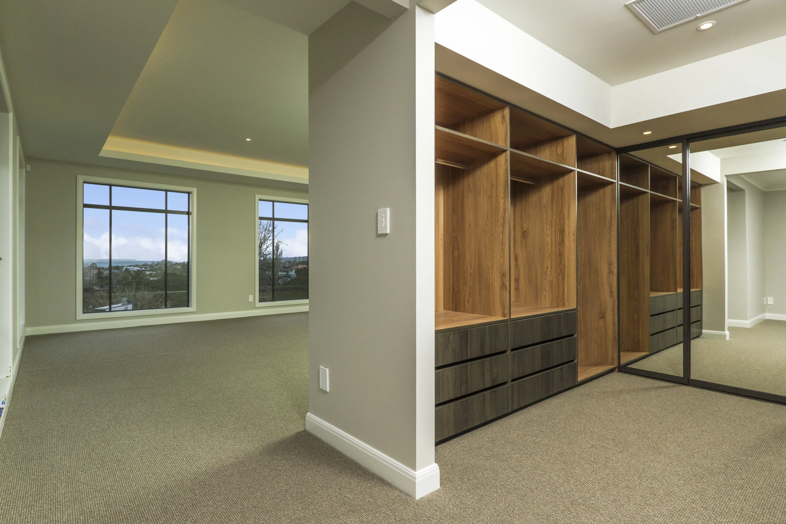 31_39 Lammermoor Dr_Voice_2016.jpg