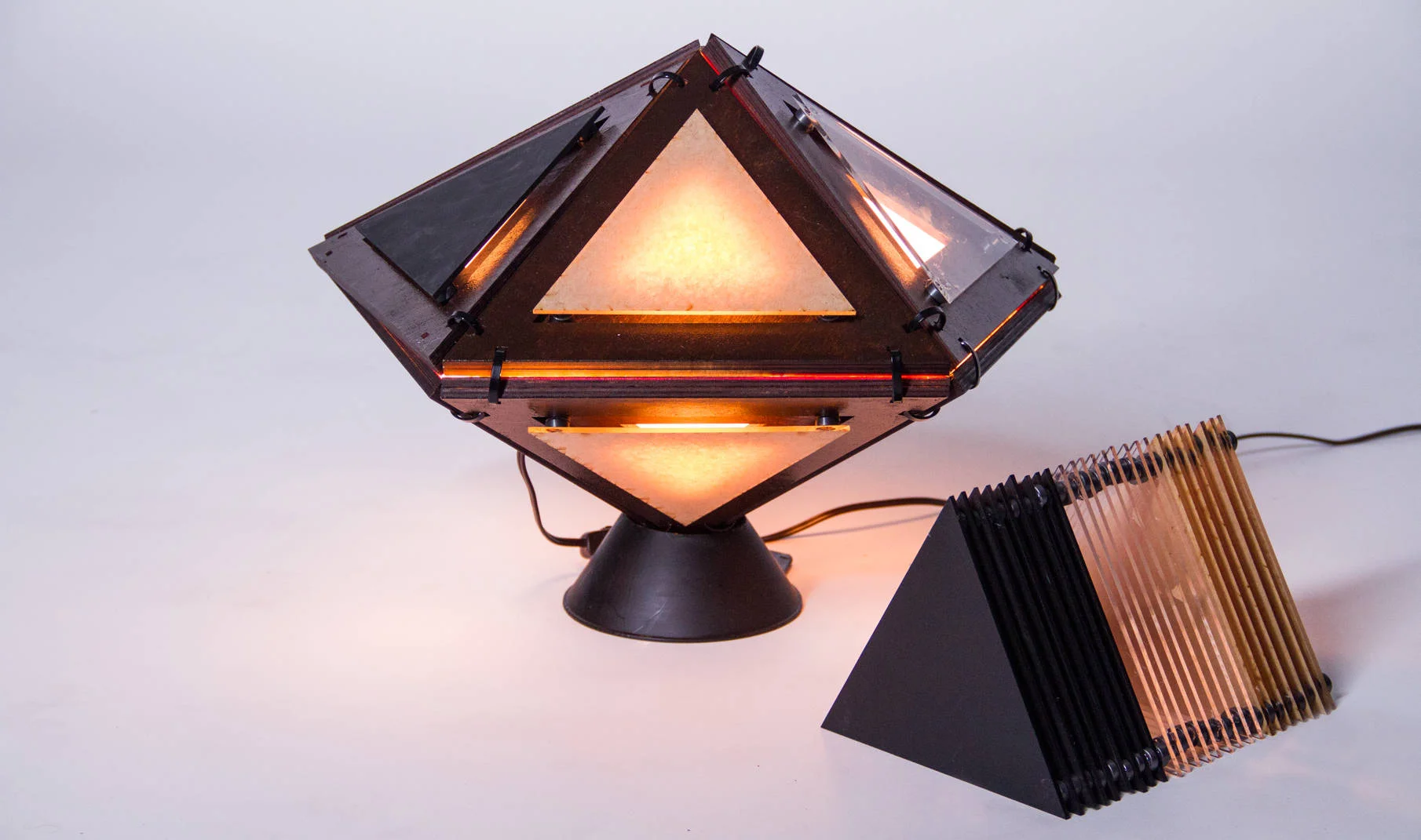 The Mod Box is a modular light box that features different panels onto which different light modifiers may be attached to. With different panel options, users can control and manipulate the amount of light that comes out. If the user wishes to prevent light from coming out of the back of the light, they can simply attach opaque panels on the back and transparent panels on the front.