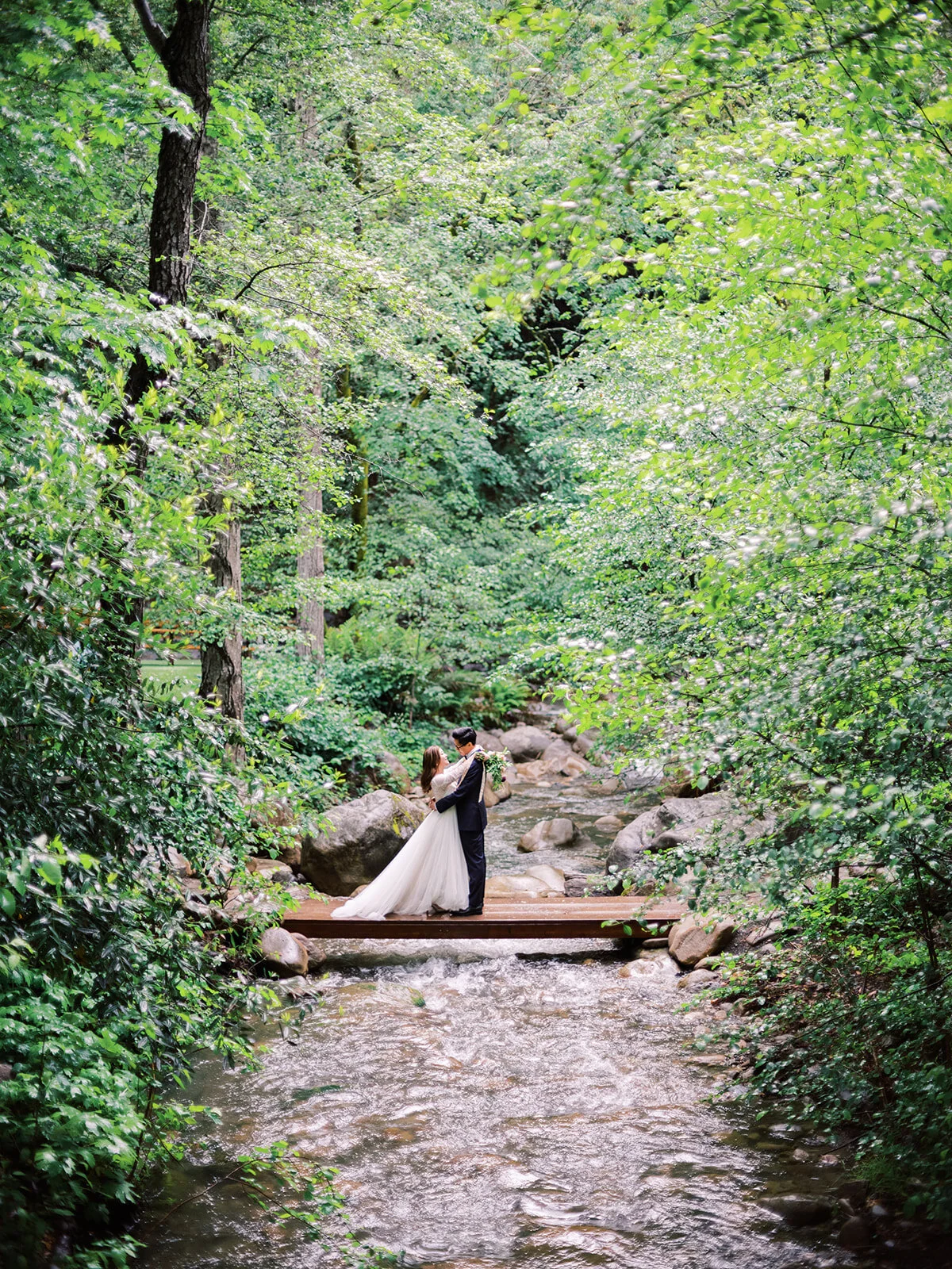 Annie+Kevin+Saratoga+Springs+SF++Wedding+Film+Jon+Cu+Photography-Photographer18_JCU6285.jpg