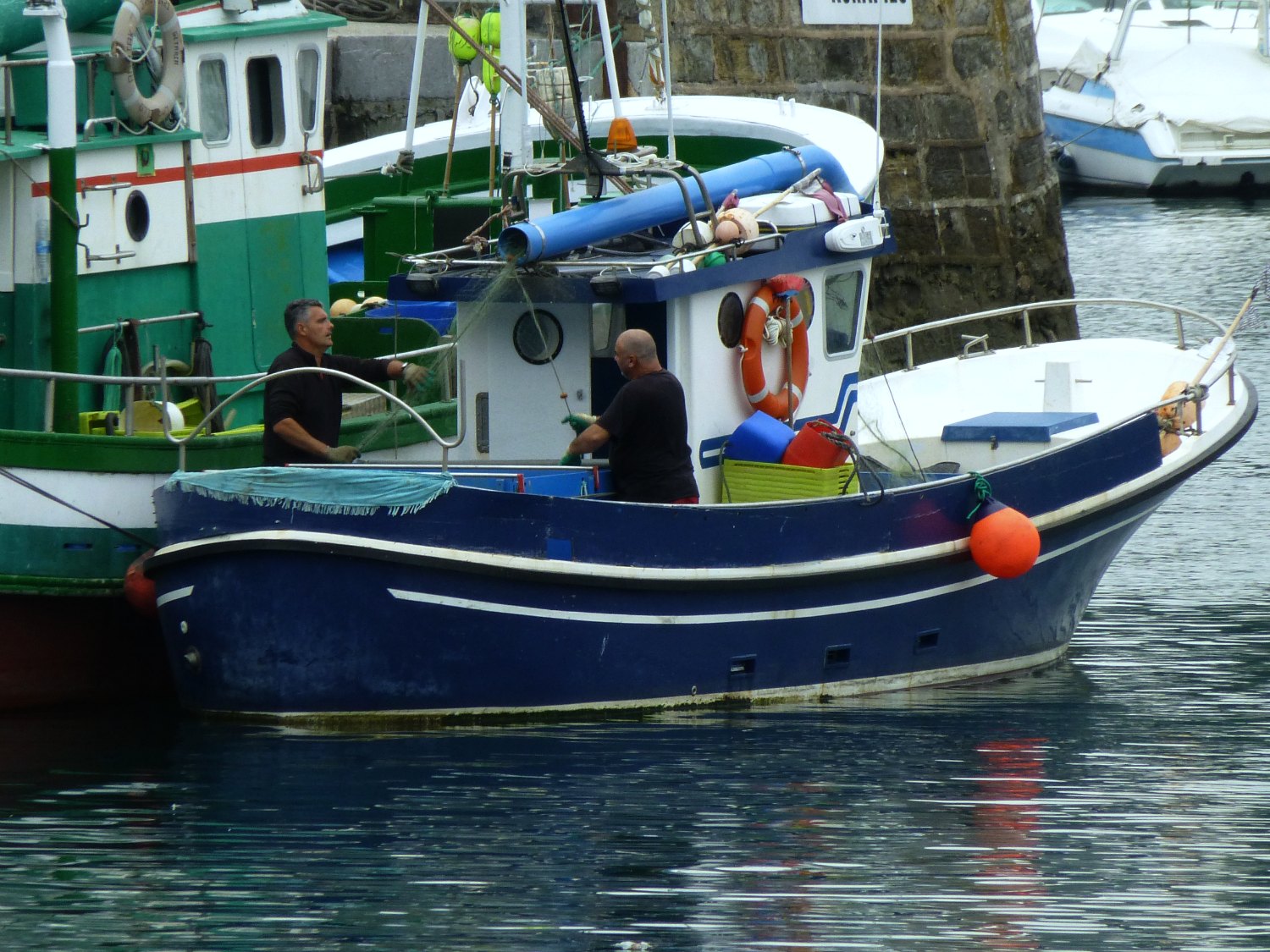  local fishermen at work 