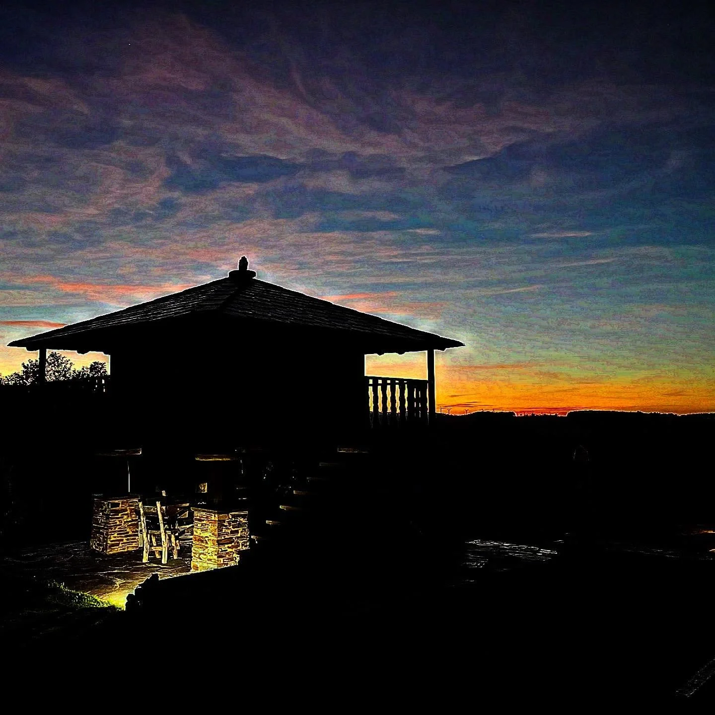 Granary Sunset.  Excellent long day of touring capped off with a gorgeous sky over a traditional granary upon arrival at our country inn.  #sunsetcolors #sunset #ruralhotel #NorthernSpain #customtours #privatetour #uniquehotels #boutiquehotel