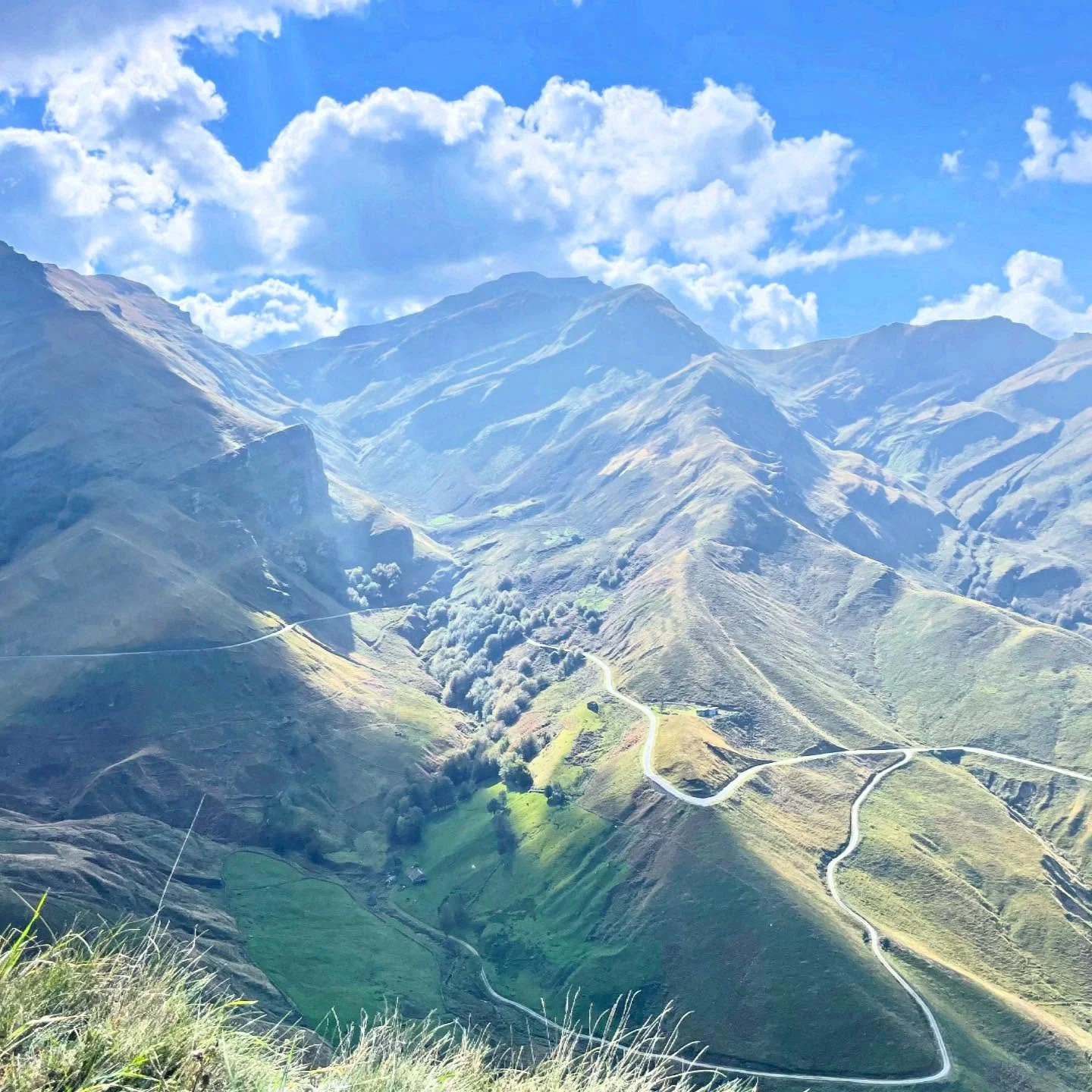 Slow Drive. Forgotten valleys, ancestral farmers, free range livestock, scenic overlooks, waterfalls and daily life of a swindling time gone by. #NorthernSpain #privatetour #customtours #scenic #scenicdrive #sceniclandscape #landscape #landscapephoto