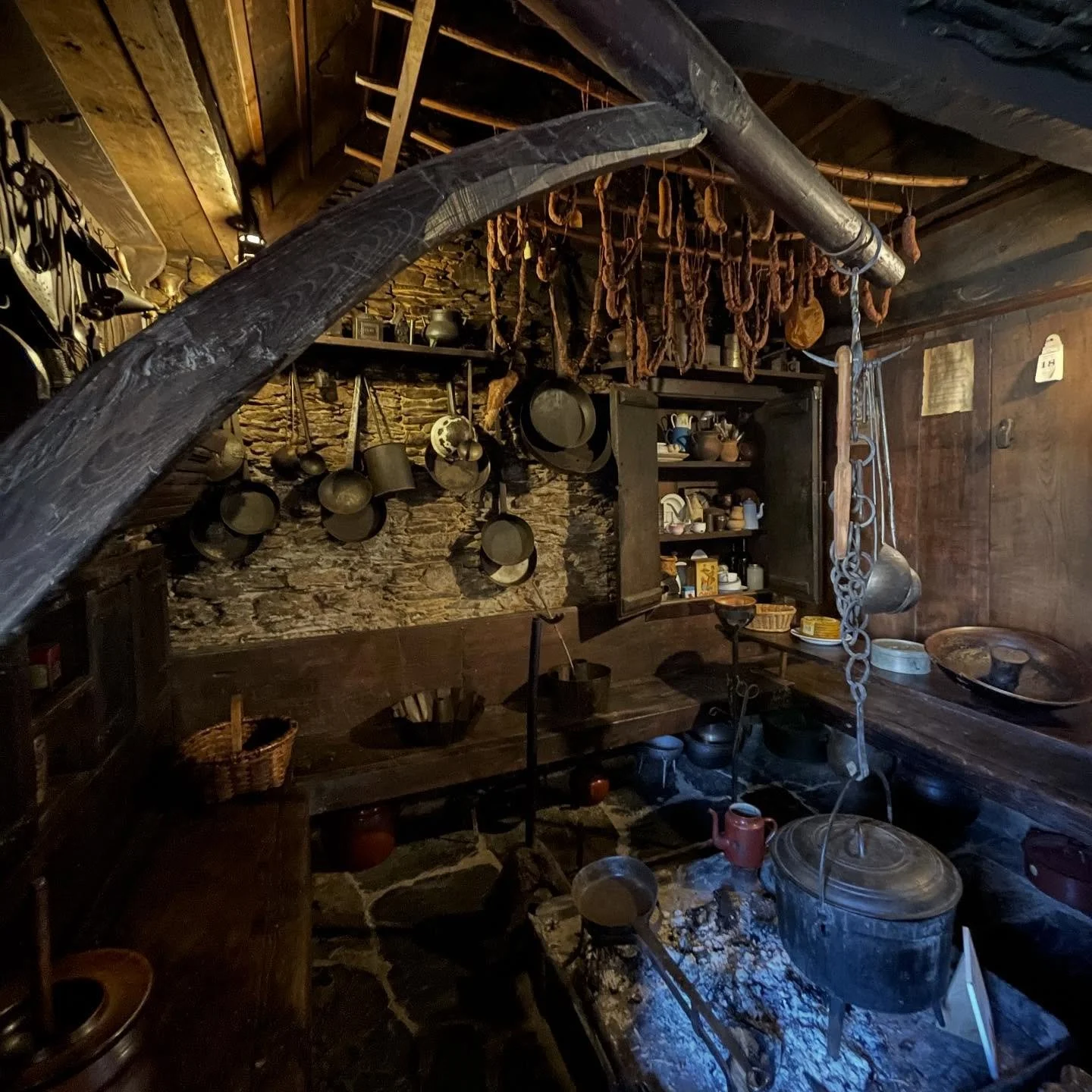 Traditional Hearth.  A place to cook, eat, drink, stay warm and tell stories.  The hearth has served these purposes for thousands of years, from the Paleolithic on.  #traditions #hearth #traditionalkitchen #culture #history #ethnography #NorthernSpai
