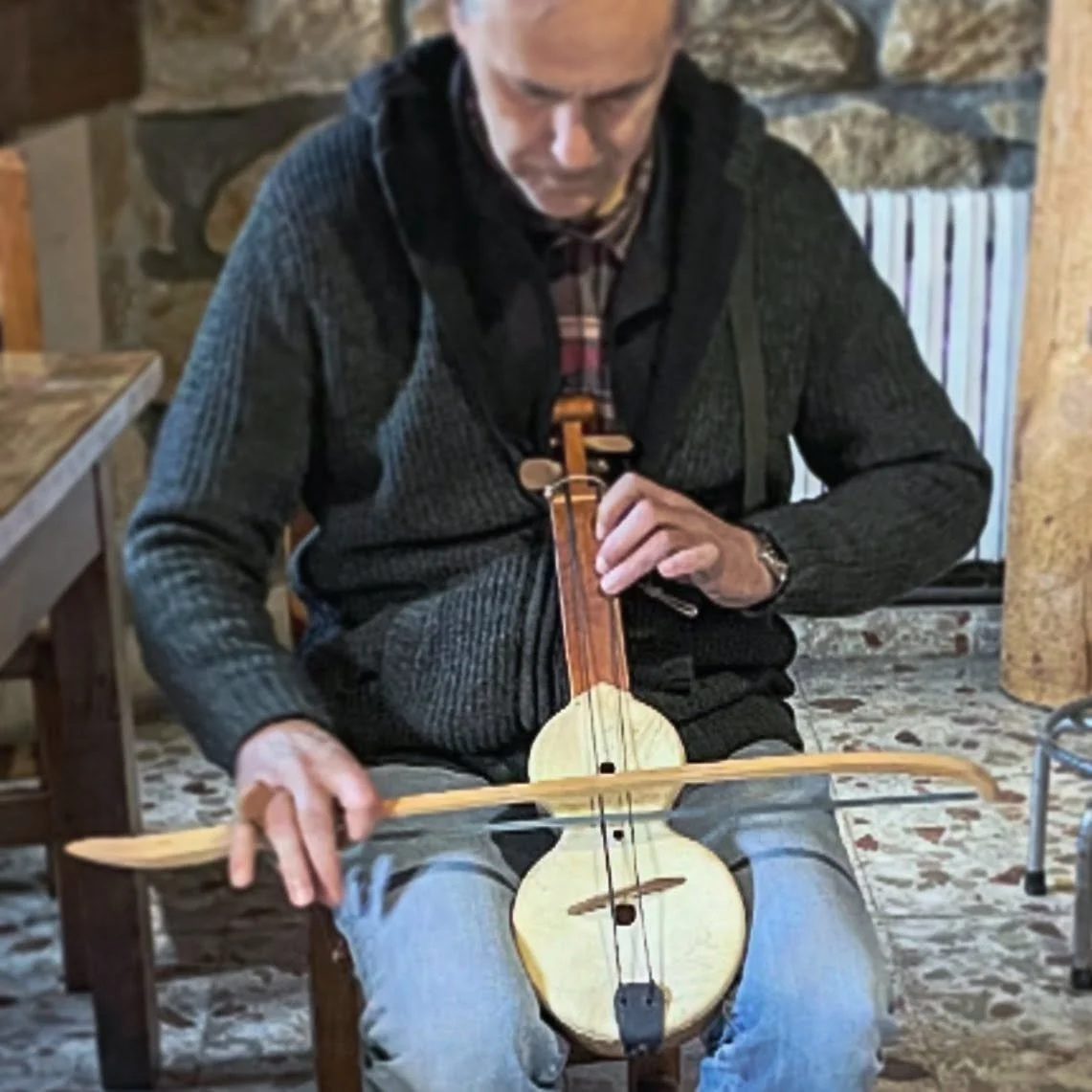 Rabel.  Traditional 1, 2 or 3 stringed instrument, played with a bow.  Raspy, intended to accompany the verses of a troubadour or minstrel, where poetry, romances or even critiques might be used to entertain listeners.  #NorthernSpain #traditionalins