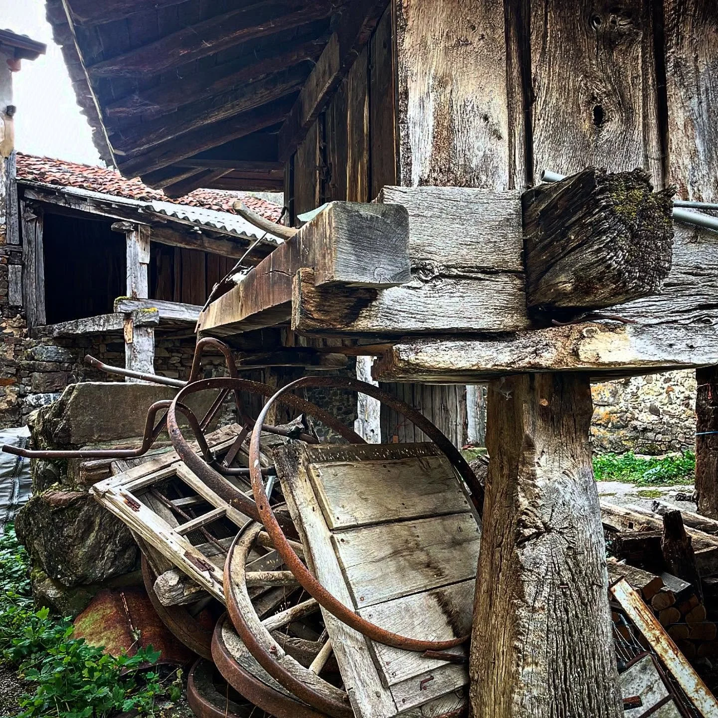 Wood, Stone &amp; Iron.  That&rsquo;s what was available, that&rsquo;s what you made due with.  Nature provided, locals obliged.  Hand made survival. NorthernSpain #culture #tradition #rurallife #ruralphotography #ruralSpain