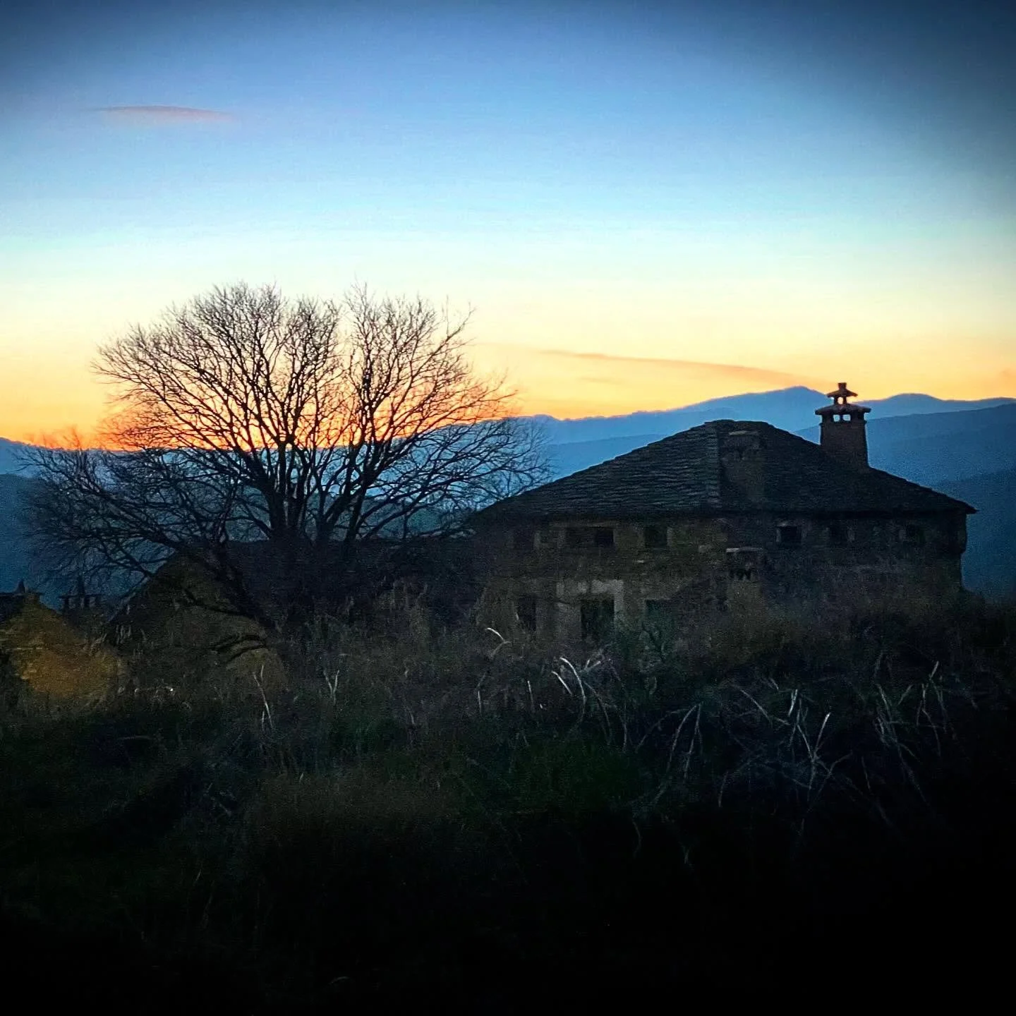 Downtime.  #sunsetvibes #sunsetsky #SpainTour #customtours #privatetour