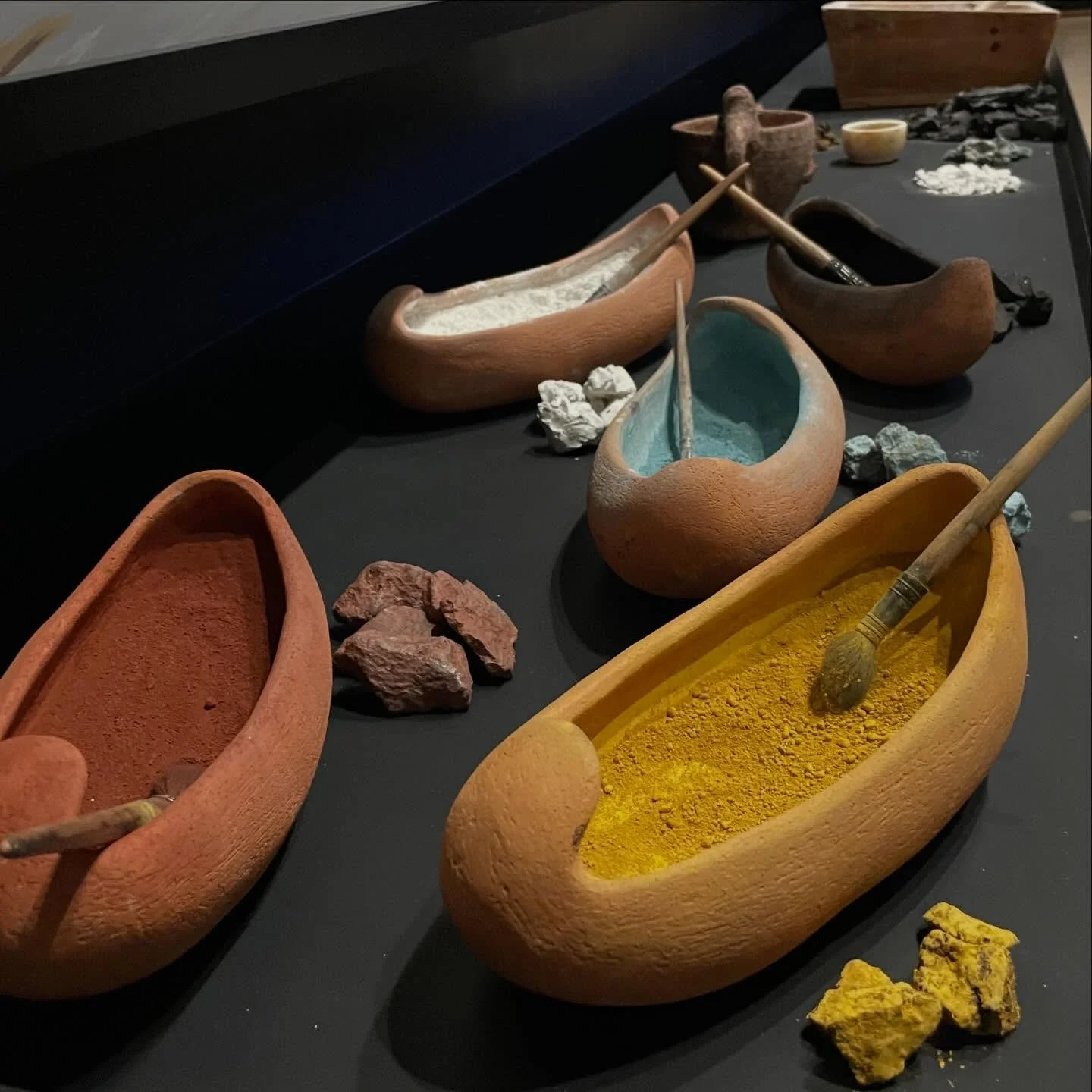 Medieval Pigments. The vibrant colors in medieval paintings come from natural minerals such as hematite, limonite, talc, copper, manganese and charcoal.  This has allowed many paintings to survive 100s of years.  #medievalart #arthistory #mineralpigm