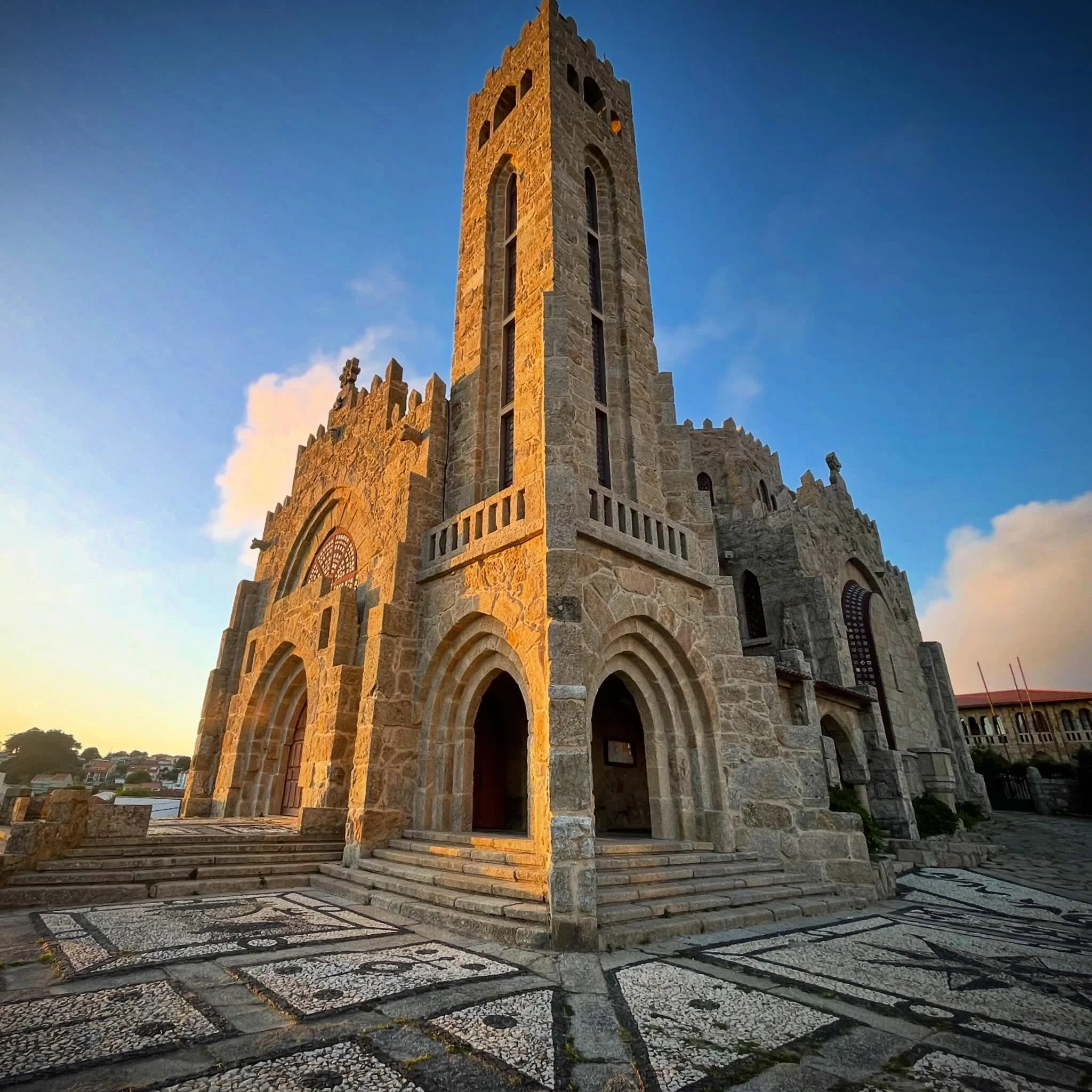 Church Mashup.  Built in the 1930s in a mix of styles, including visigoth, gothic, moorish and modernist.  Overlooking the bay, it&rsquo;s like a beacon at sunset. #modernist #architecture #art #NorthernSpain #privatetour