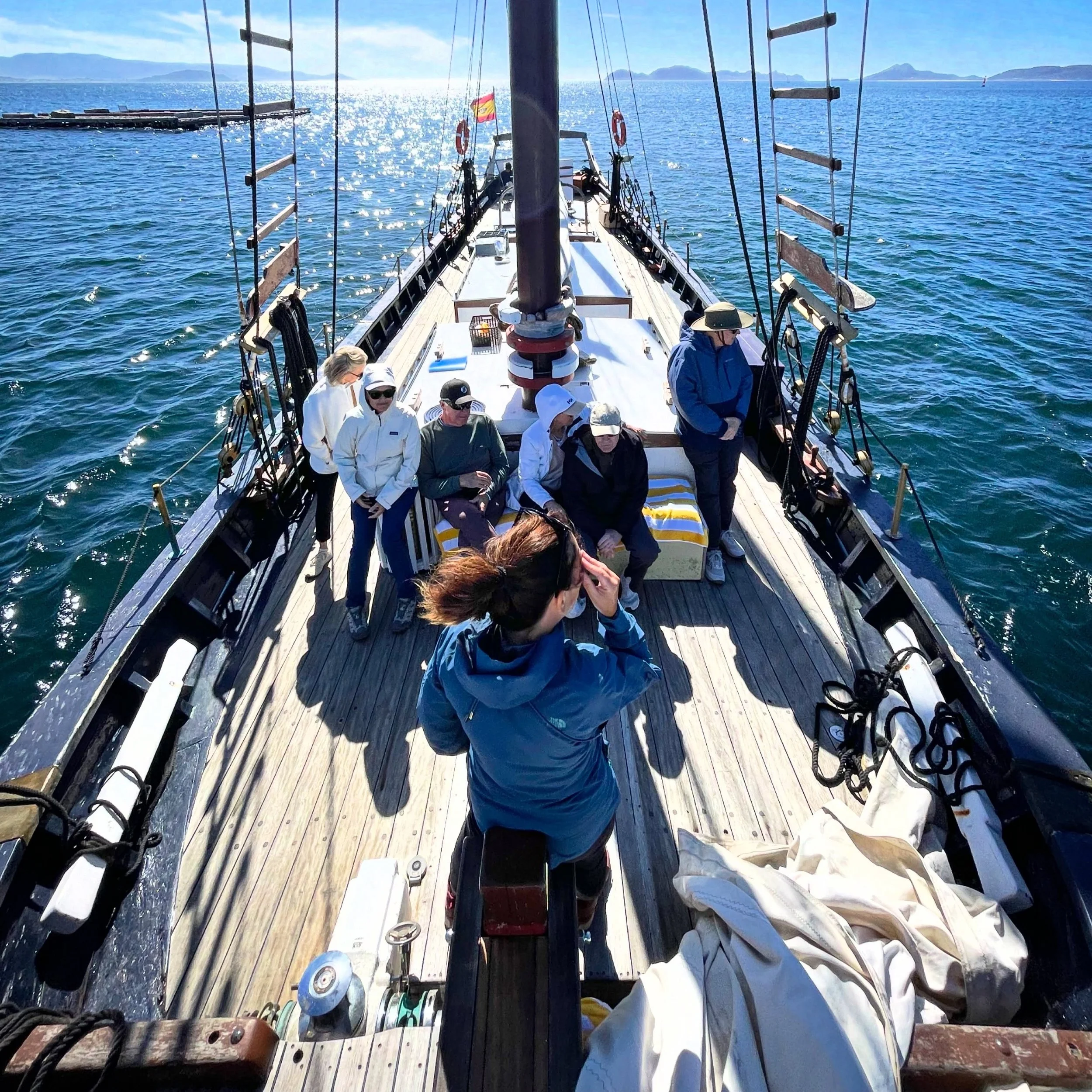 Superb Sail.  Atlantic Islands National Park sailing/hiking/ocean learning. Excellent way to round out an awesome tour with these repeat clients.  #NorthernSpain #customtours #privatetour #bespoketravel #SpainTour