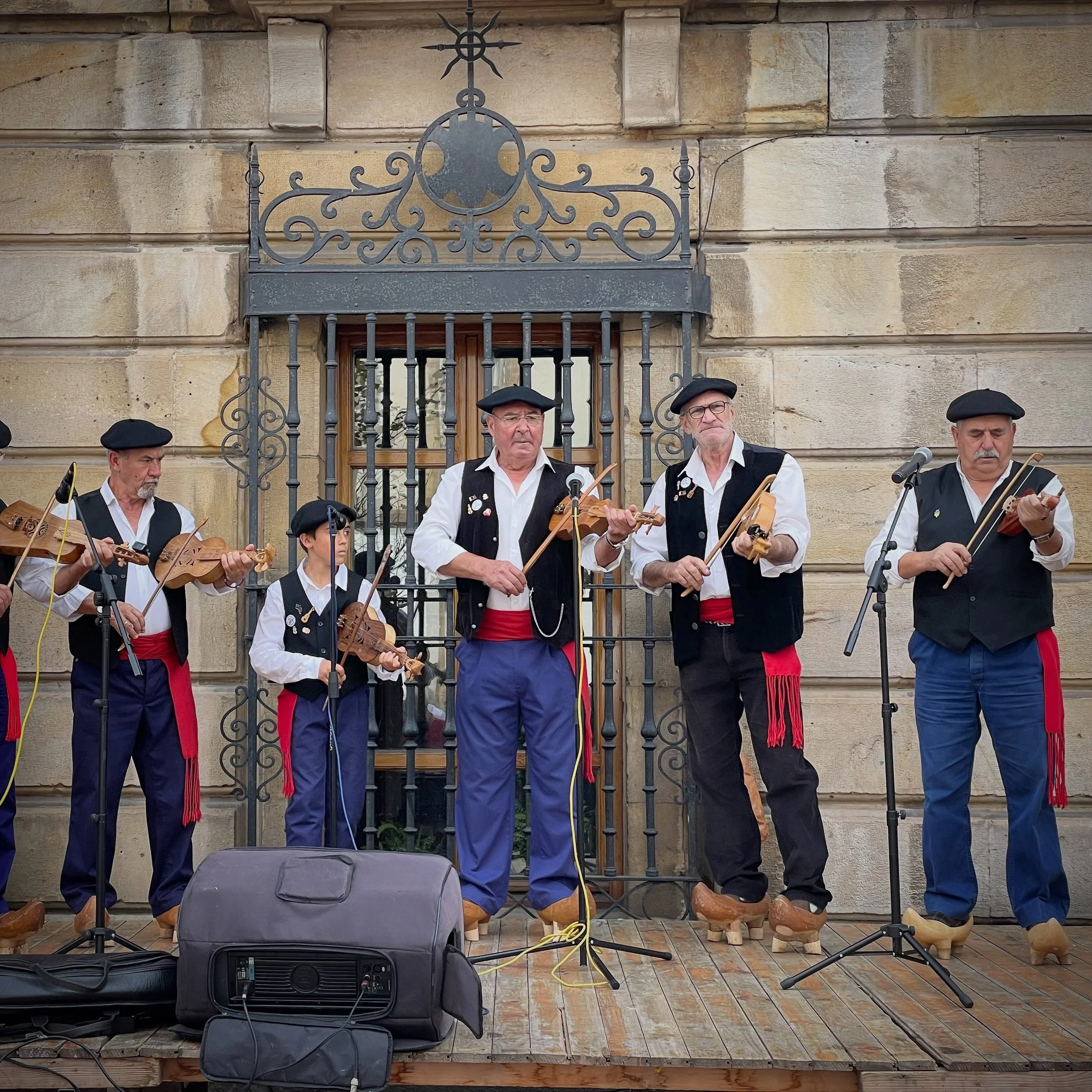 Folklore.  The rabel is a traditional shepherd&rsquo;s stringed instrument.  Albarcas (Cantabria) or madre&ntilde;as (Asturias/Galicia) are stilted wooden shoes used to keep out of mud/snow/poop. #NorthernSpain #folklore #localculture #localmusic #cu