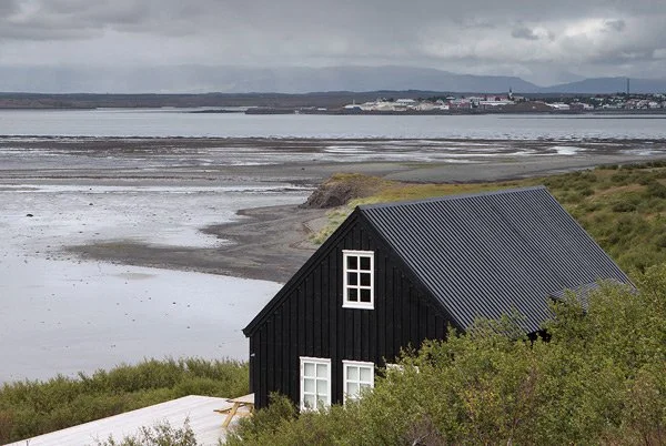 modern_vacation_rentals_borgarnes_iceland_097.jpg