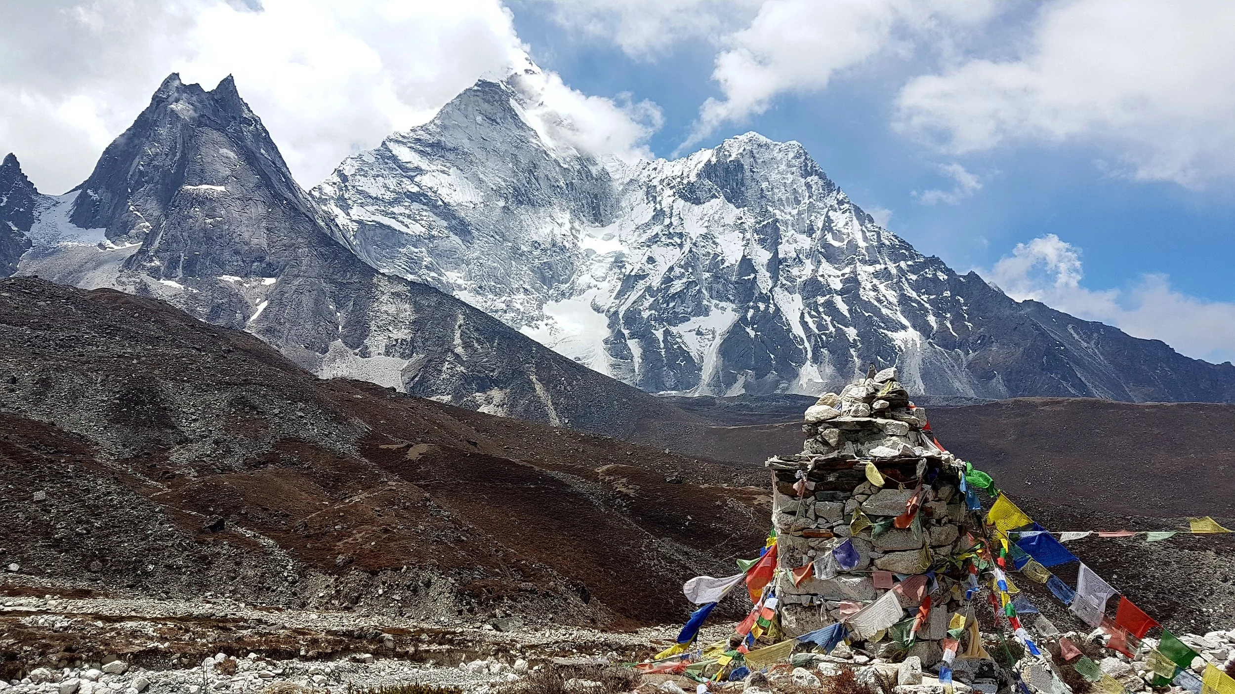 Everest-basecamp.jpg