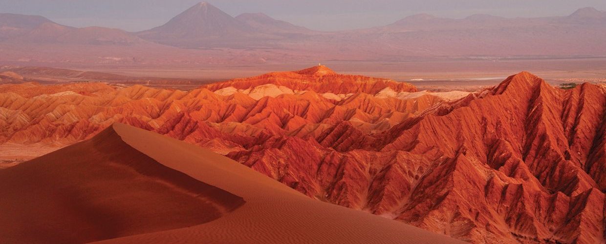 Moon-valley.-Reddish-dunes-and-hills-in-the-Atacama-Desert-Chile-mh5h6vm1oqzphxd0jmx5z5rrtp48garqqo006lkyo8.jpg