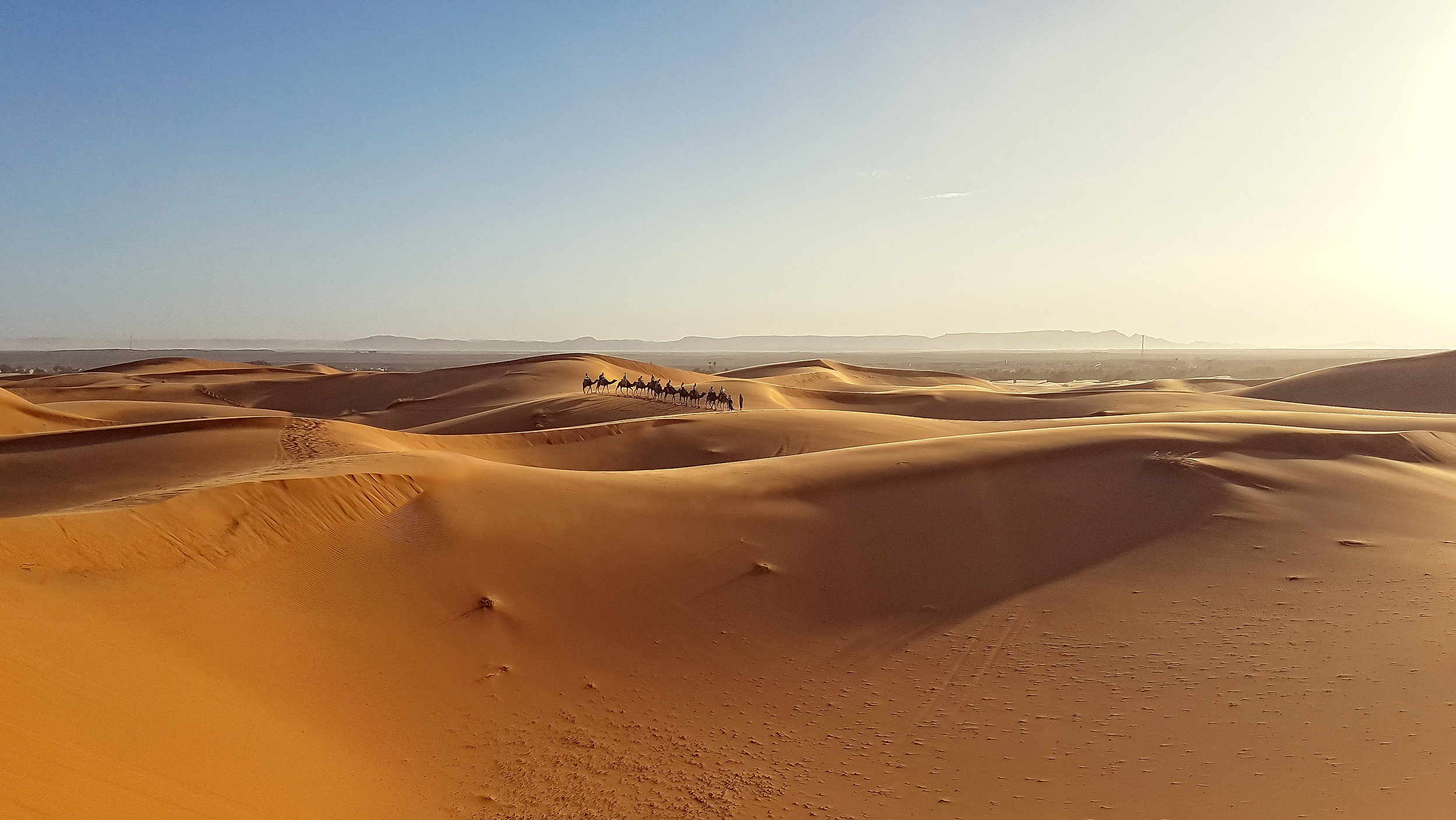 desert-landscape-scenery-morocco.jpg