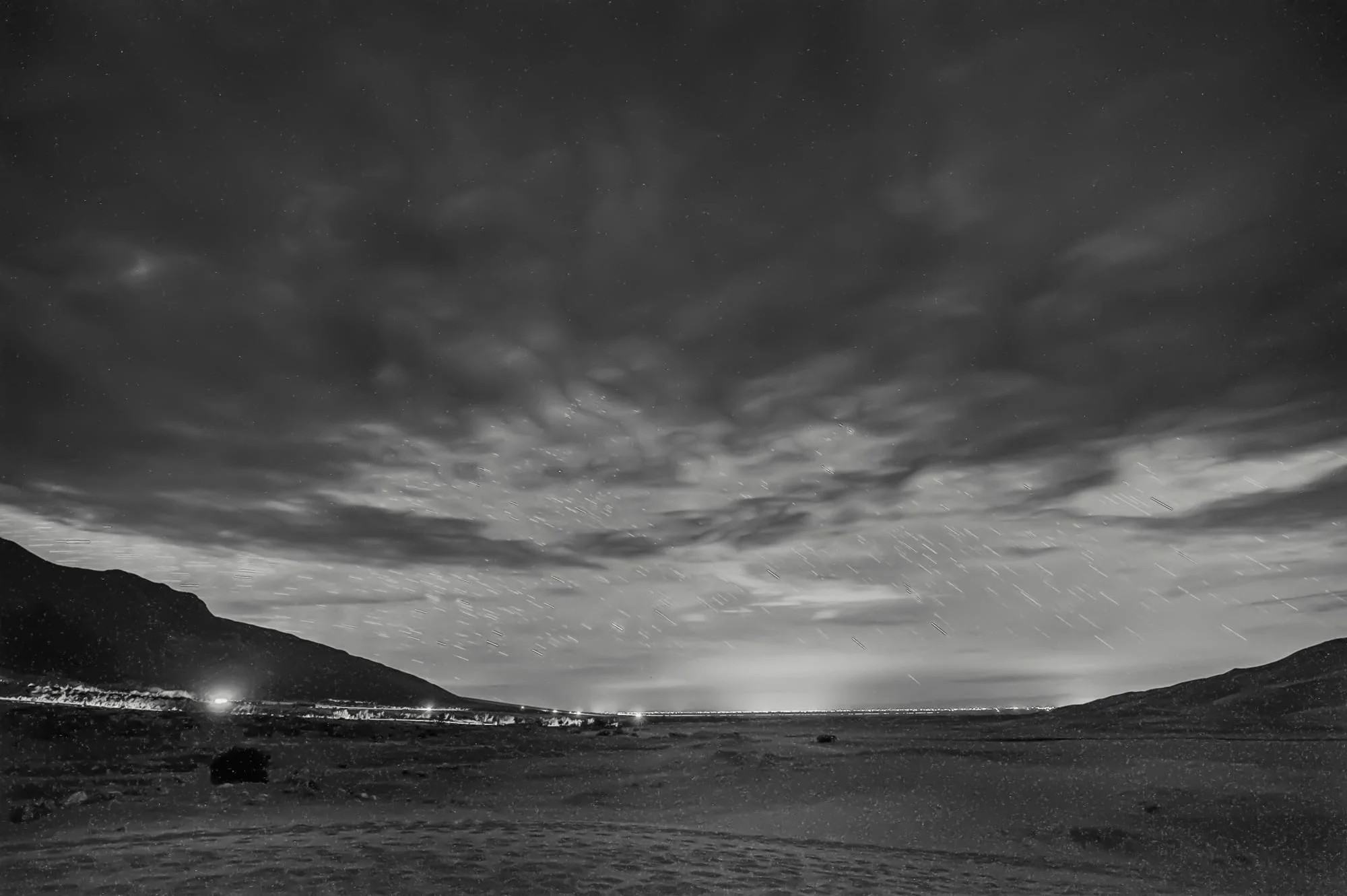 Facing south you see the obvious light pollution form the nearest town. 3-minute exposure at f/4 ISO 800. © Matt Hill