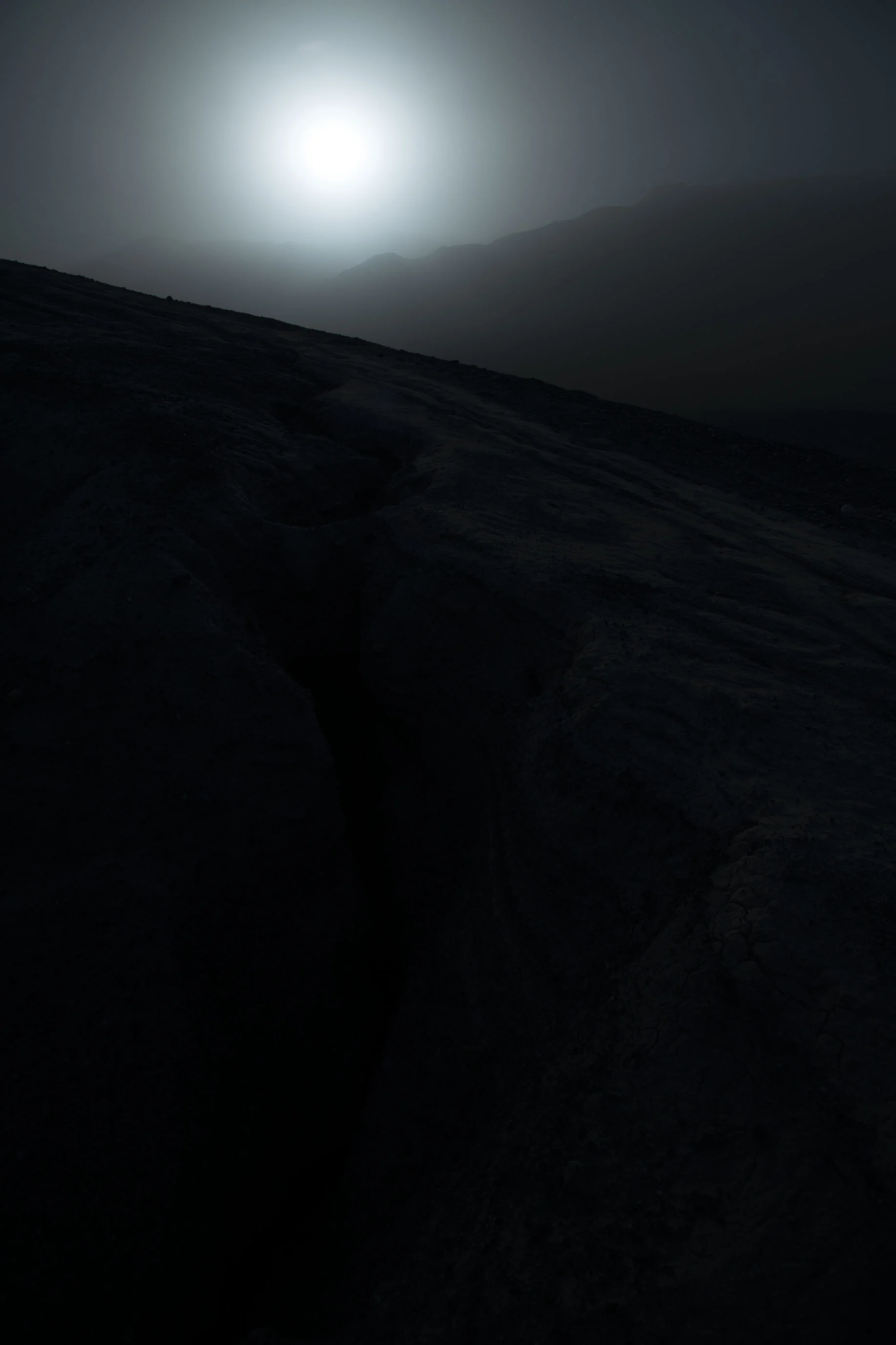 Uhebe Crater Dynamic Range.jpg