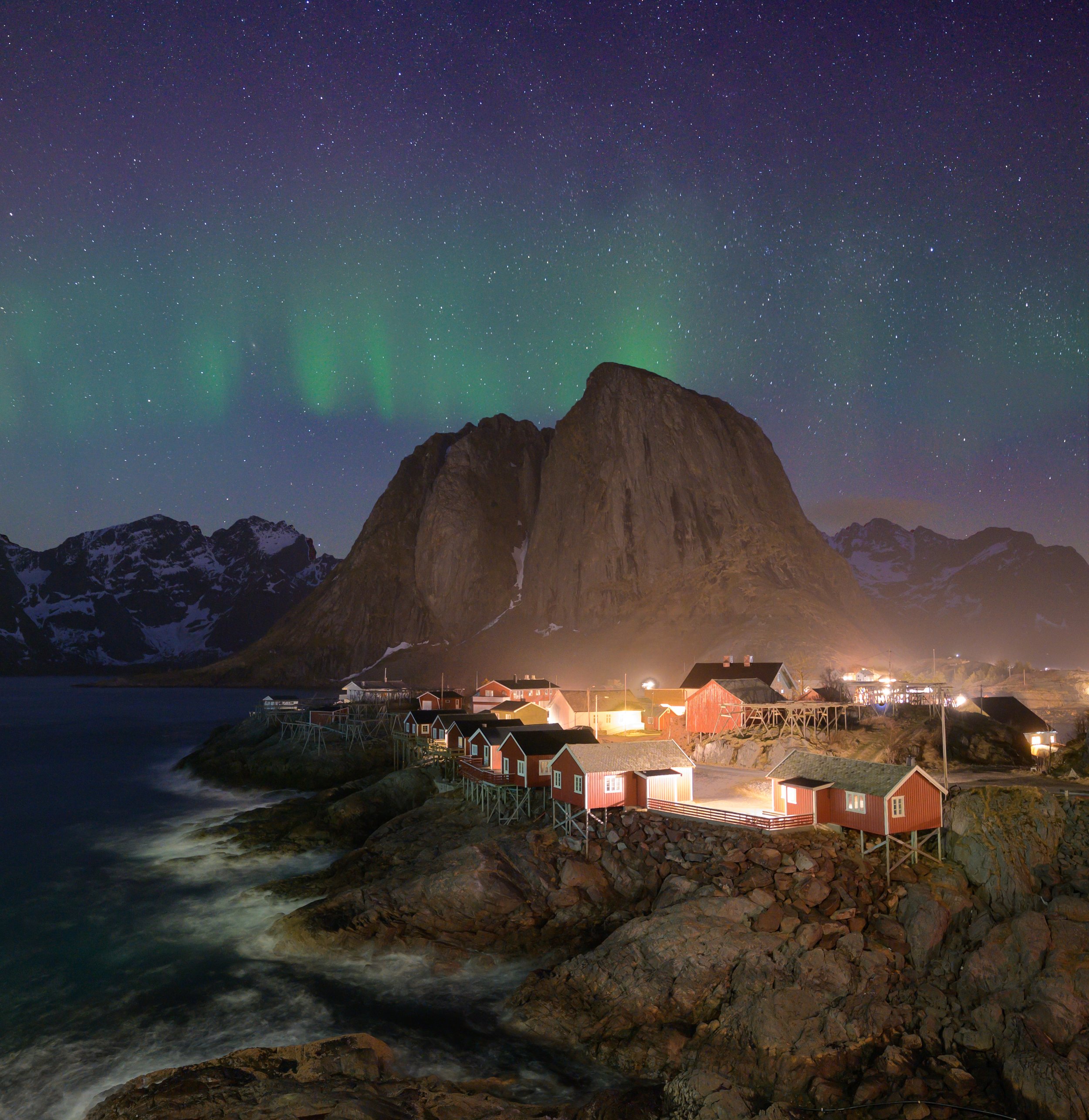 <p><strong> Lofoten Islands Autumn </strong><br/> Sep 23-Oct 1, 2028 </p>