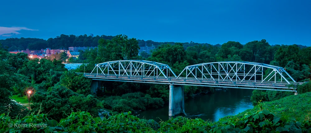 Chathams and Bridge Last Light_No People_150405-Edit.jpg