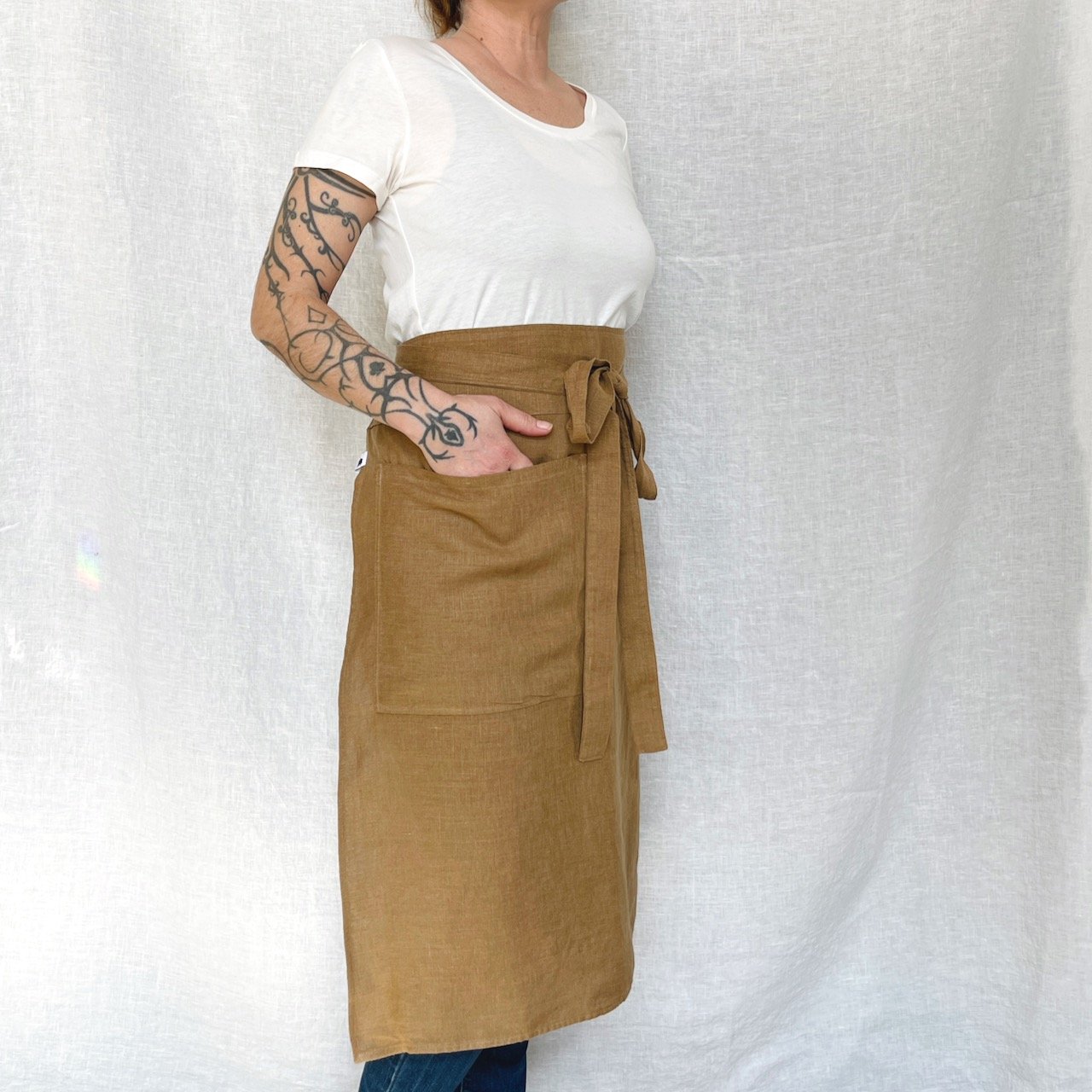 bistro seamstress - 6.jpeg