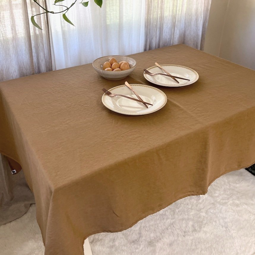 ginger tablecloth - 9.png