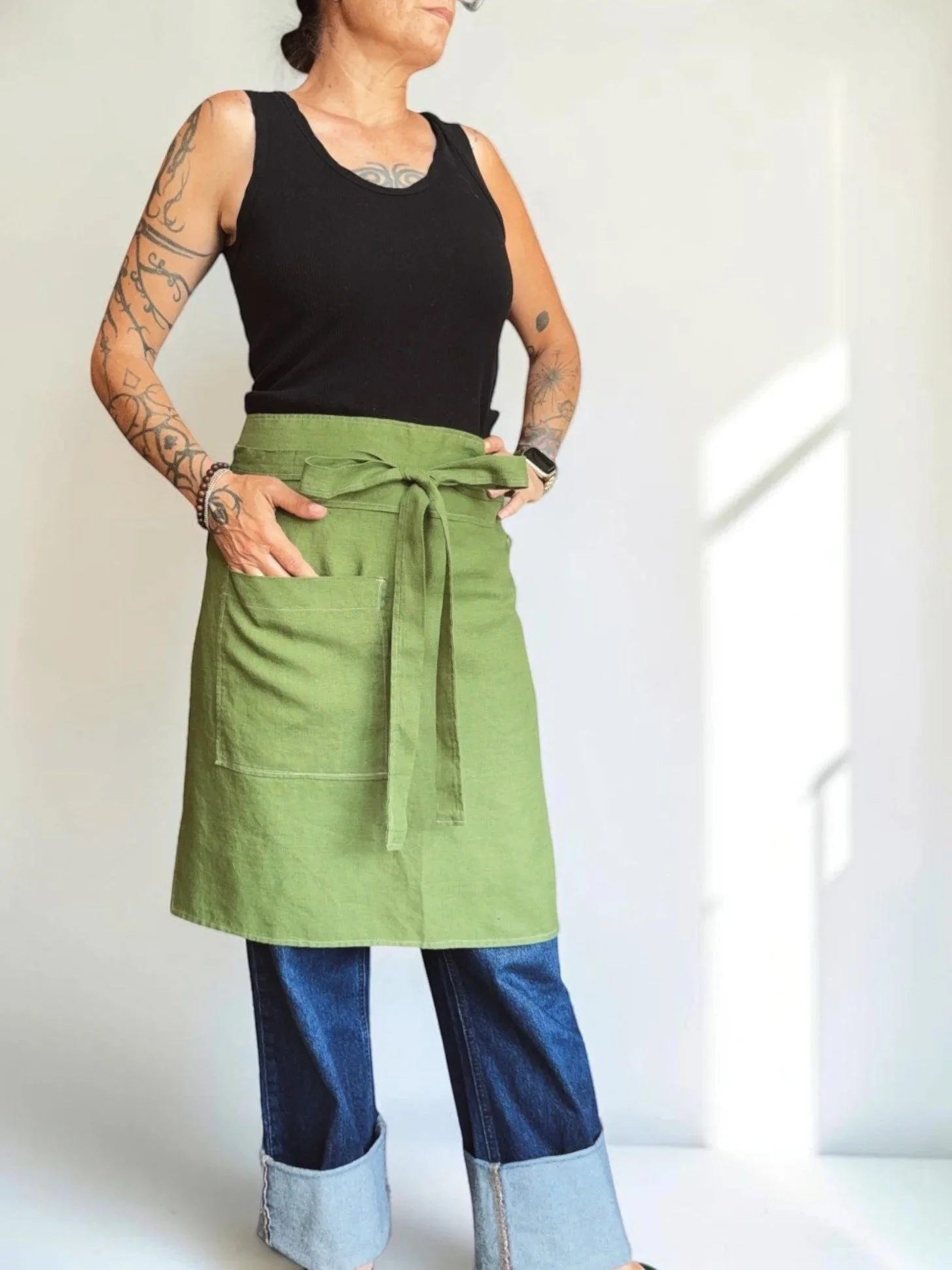 bistro-aprons-in-studio-17.jpg
