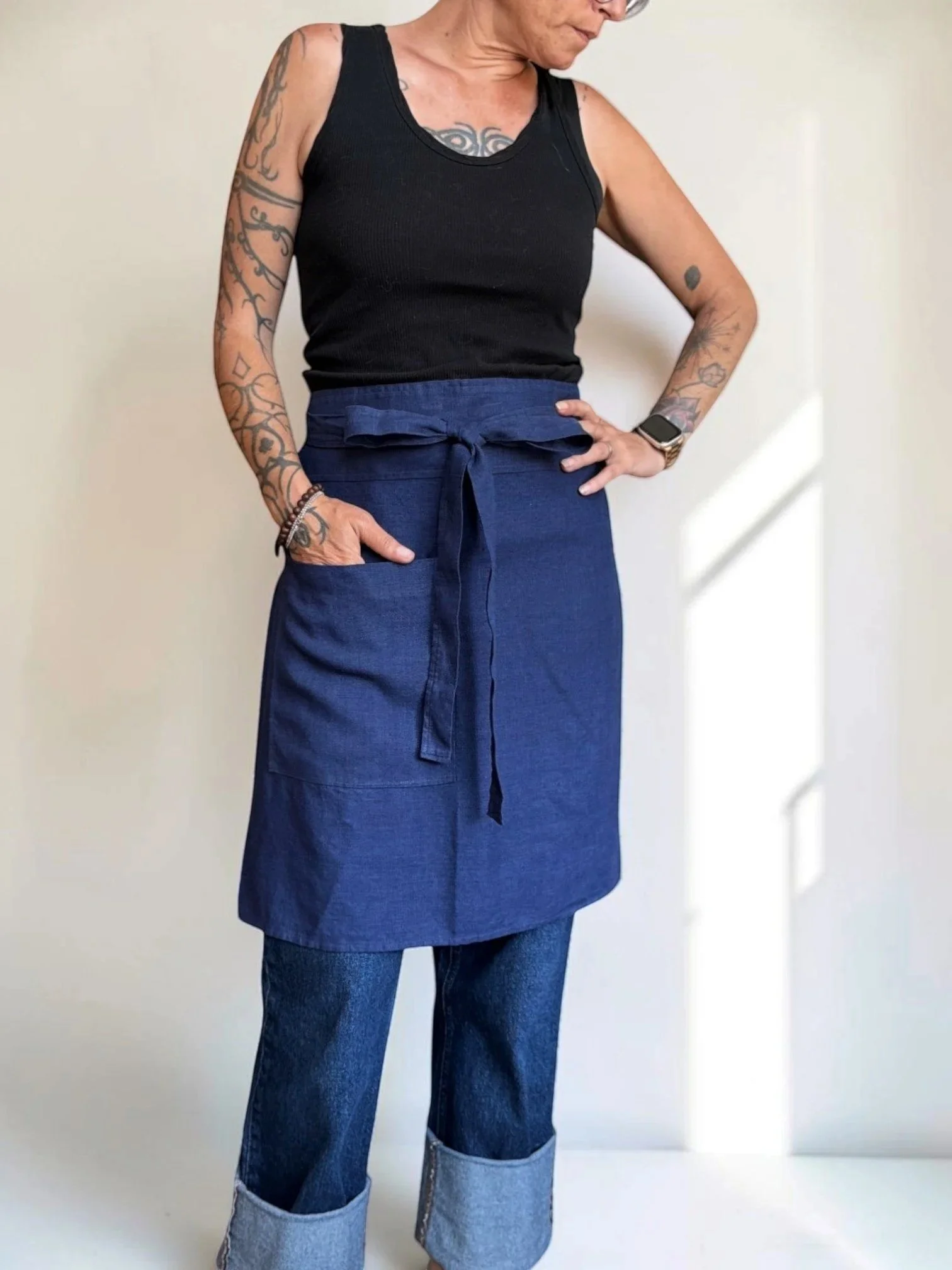 bistro-aprons-in-studio-10.jpg