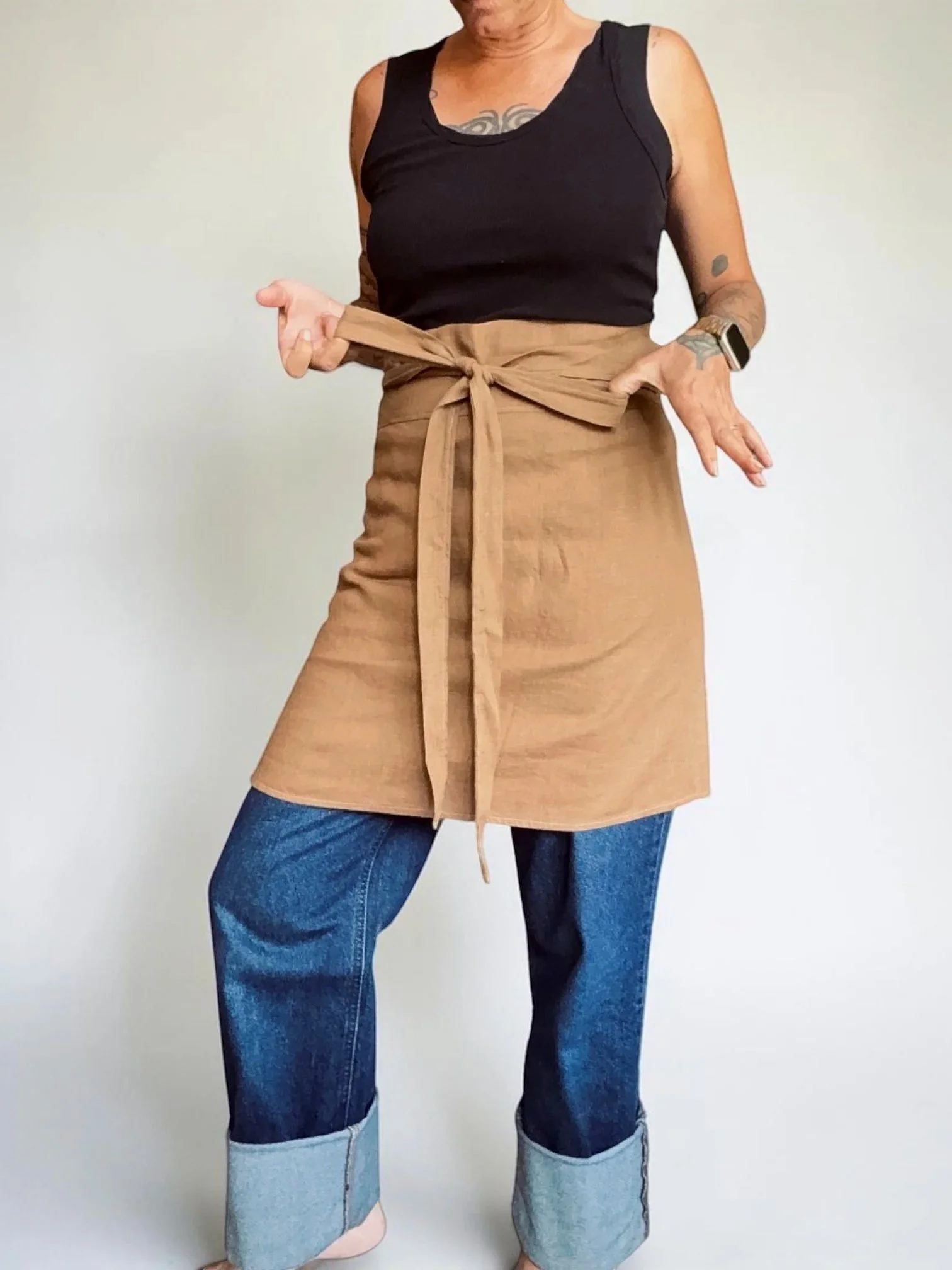 cafe-aprons-in-studio-18.jpg