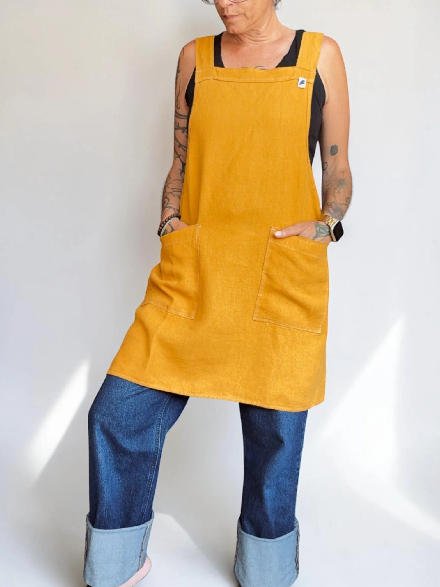 crossback-aprons-in-studio-2.jpg