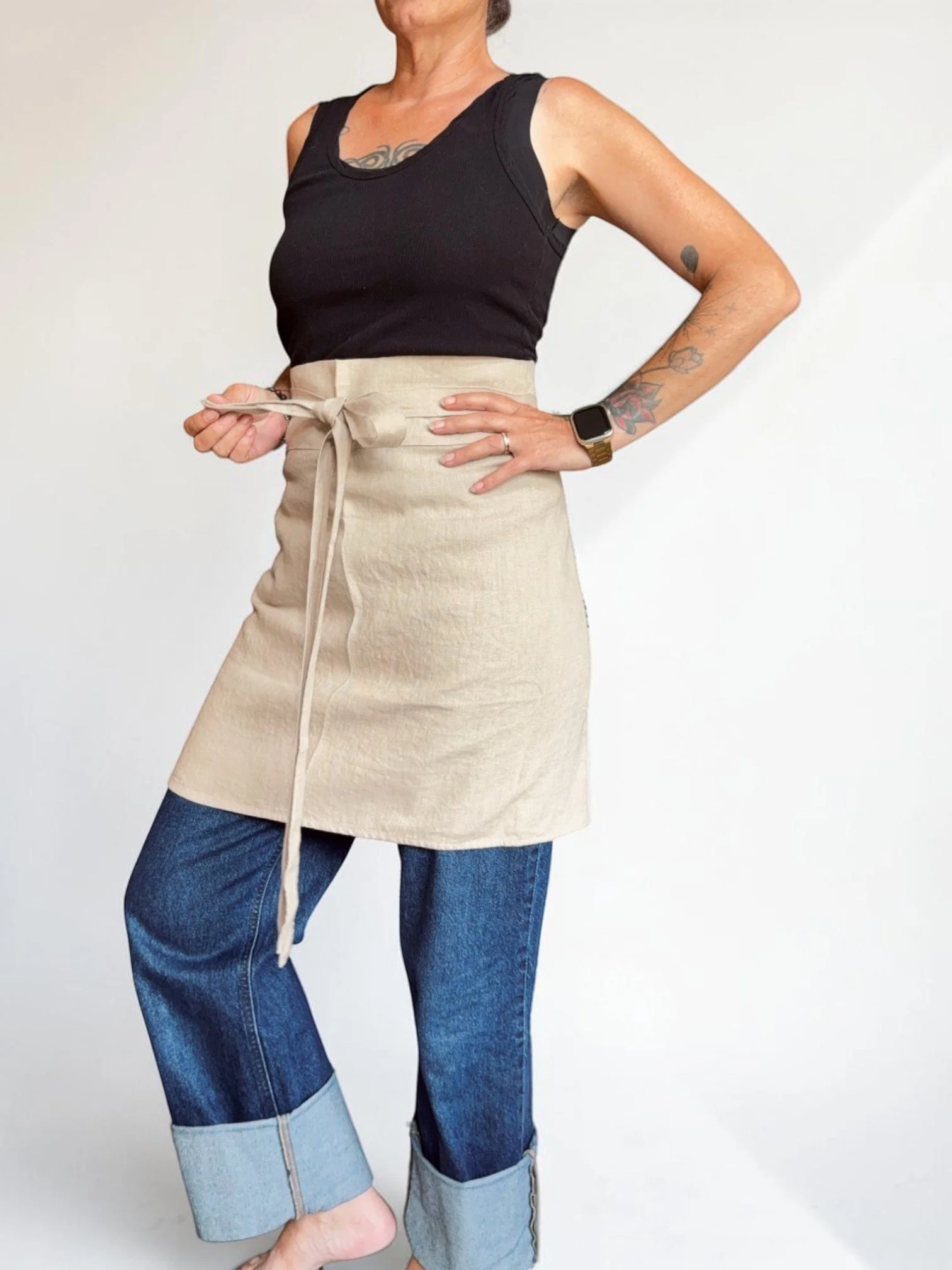 cafe-aprons-in-studio-16.jpg