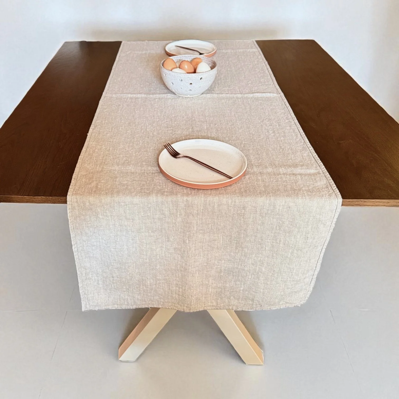 white table oat runner square 3-Photoroom.jpg