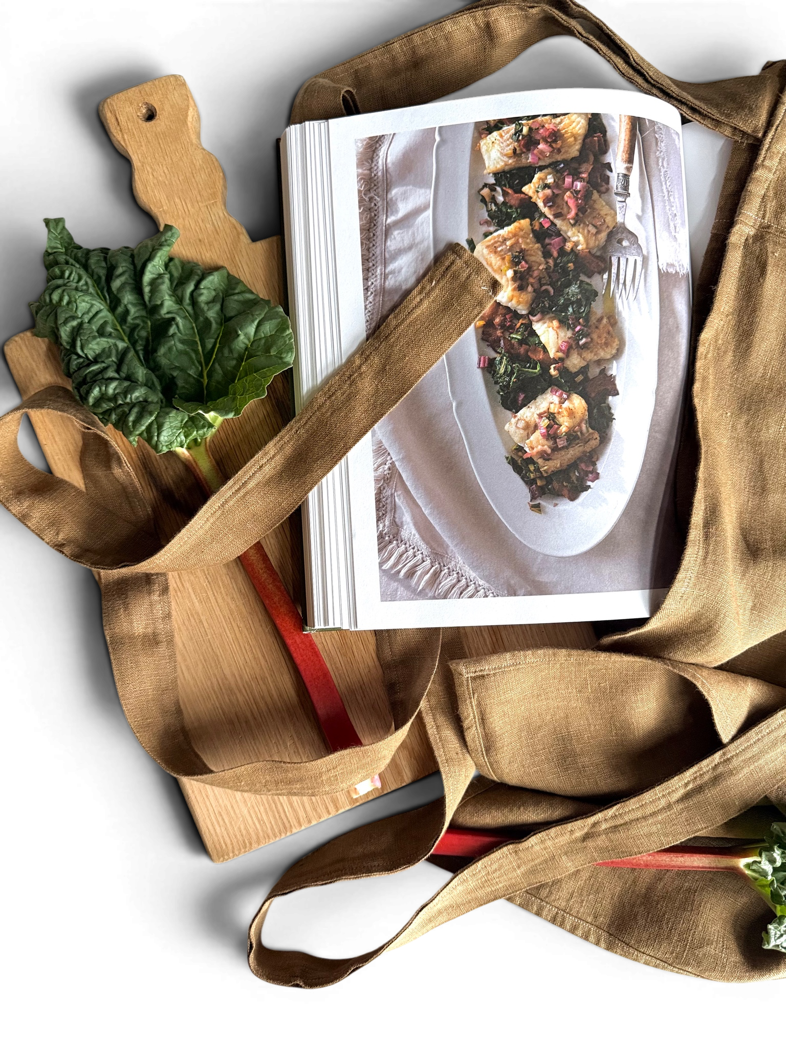IMG_4023-cafe-apron.png