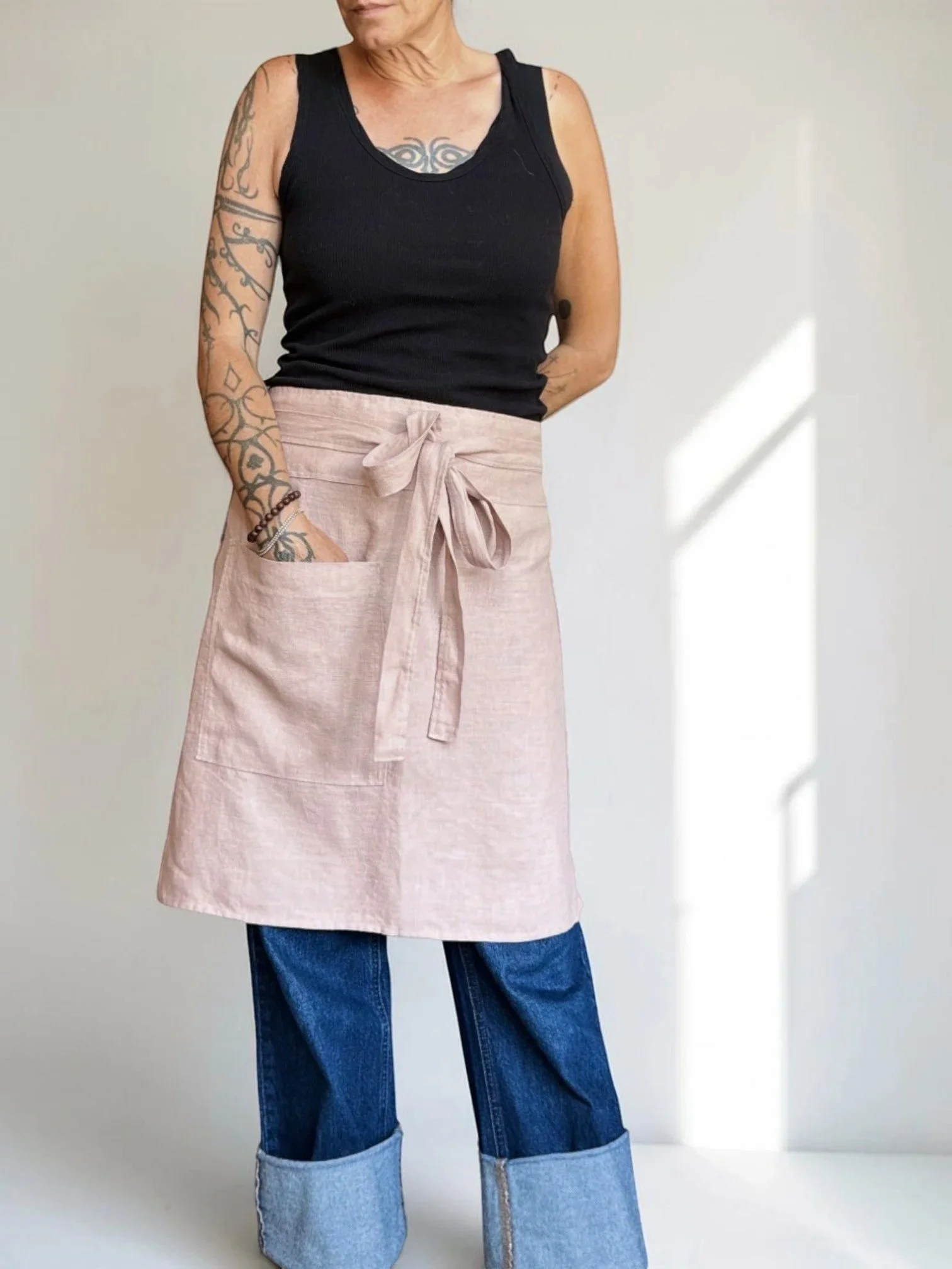 Rose Bistro Apron w/Pocket • 100% Linen