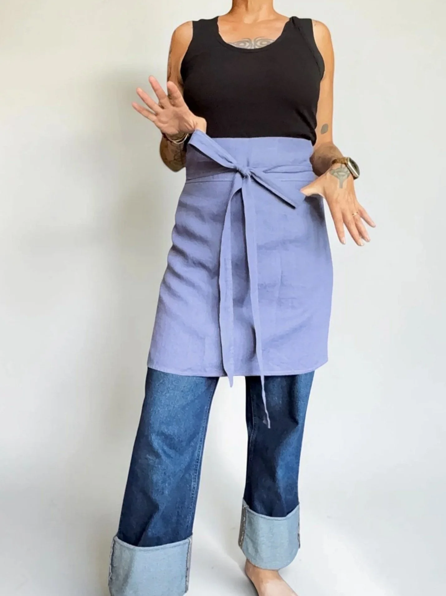cafe-aprons-in-studio-25.jpg
