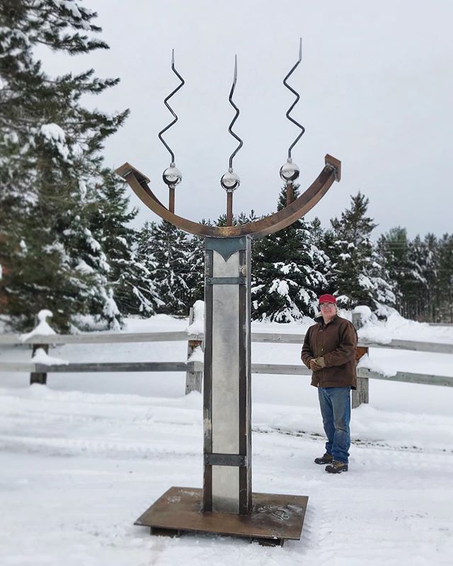 This sculpture made its debut out of the shop today!
It&rsquo;s yet to be named... what would you call it? 
#achillwindsmetalart #metalsculpture #mnart #metalartist #sculpture #minnesotaartist #duluthartist #namethatsculpture