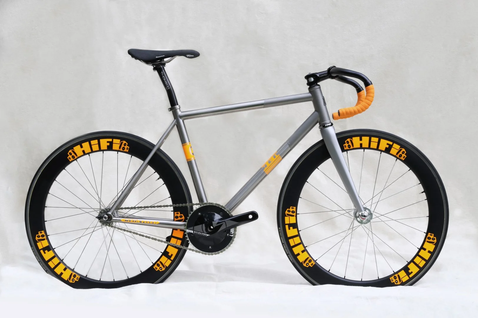 REN-Y55-2018-Sea-Otter-HiFiHiViz-DropCloth (1).JPG