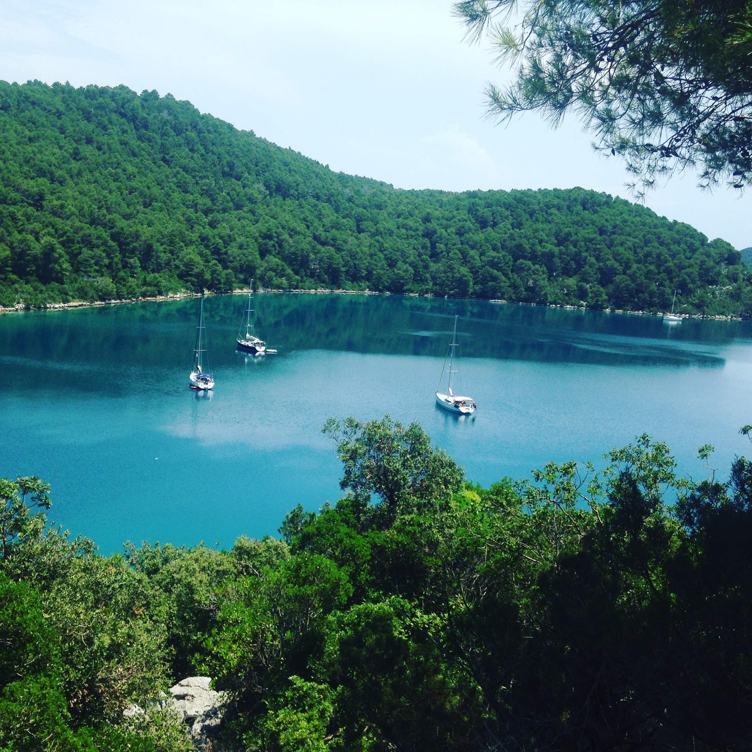 The bay at Pomena