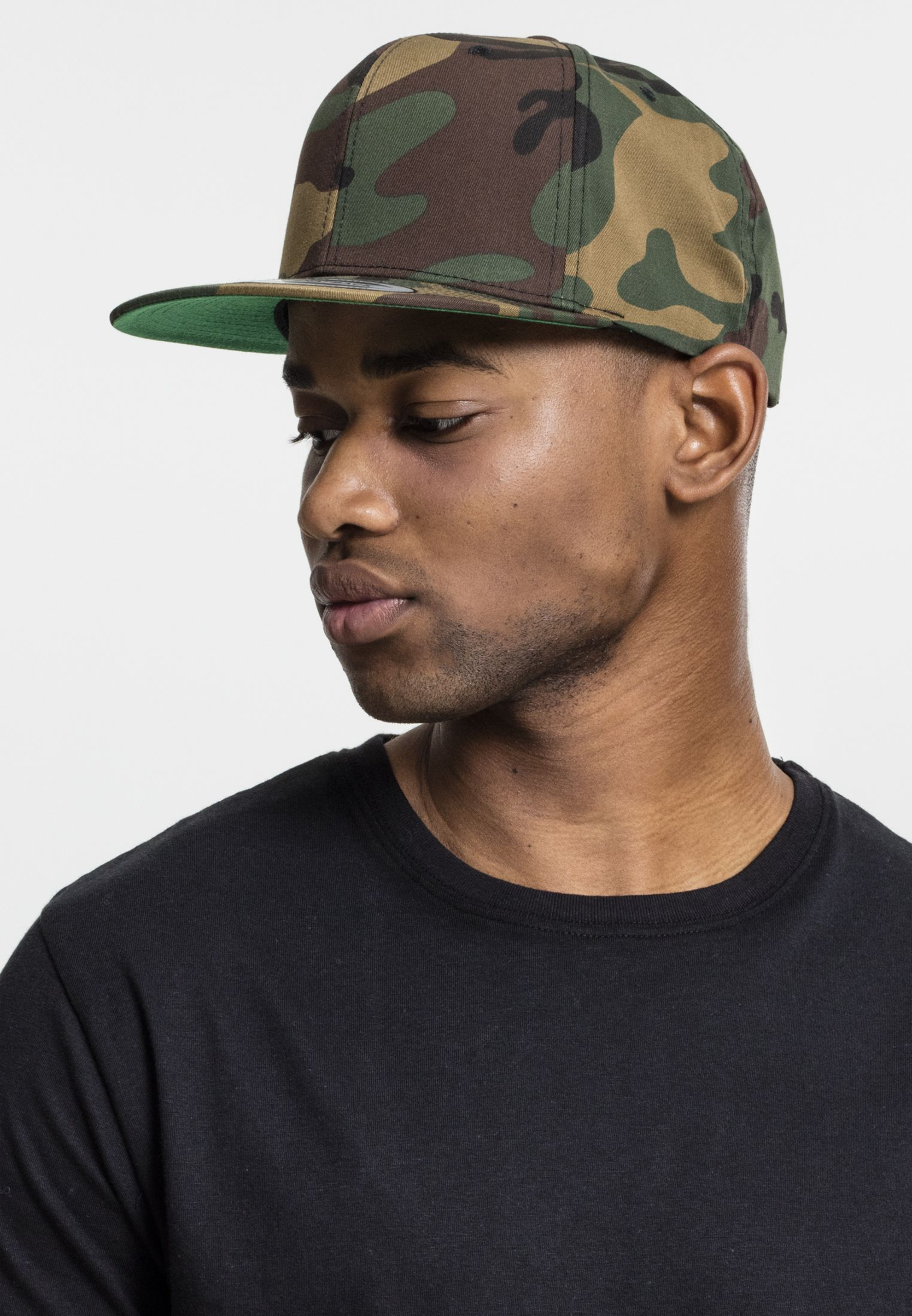 London Snapbacks Camo Snapback.png