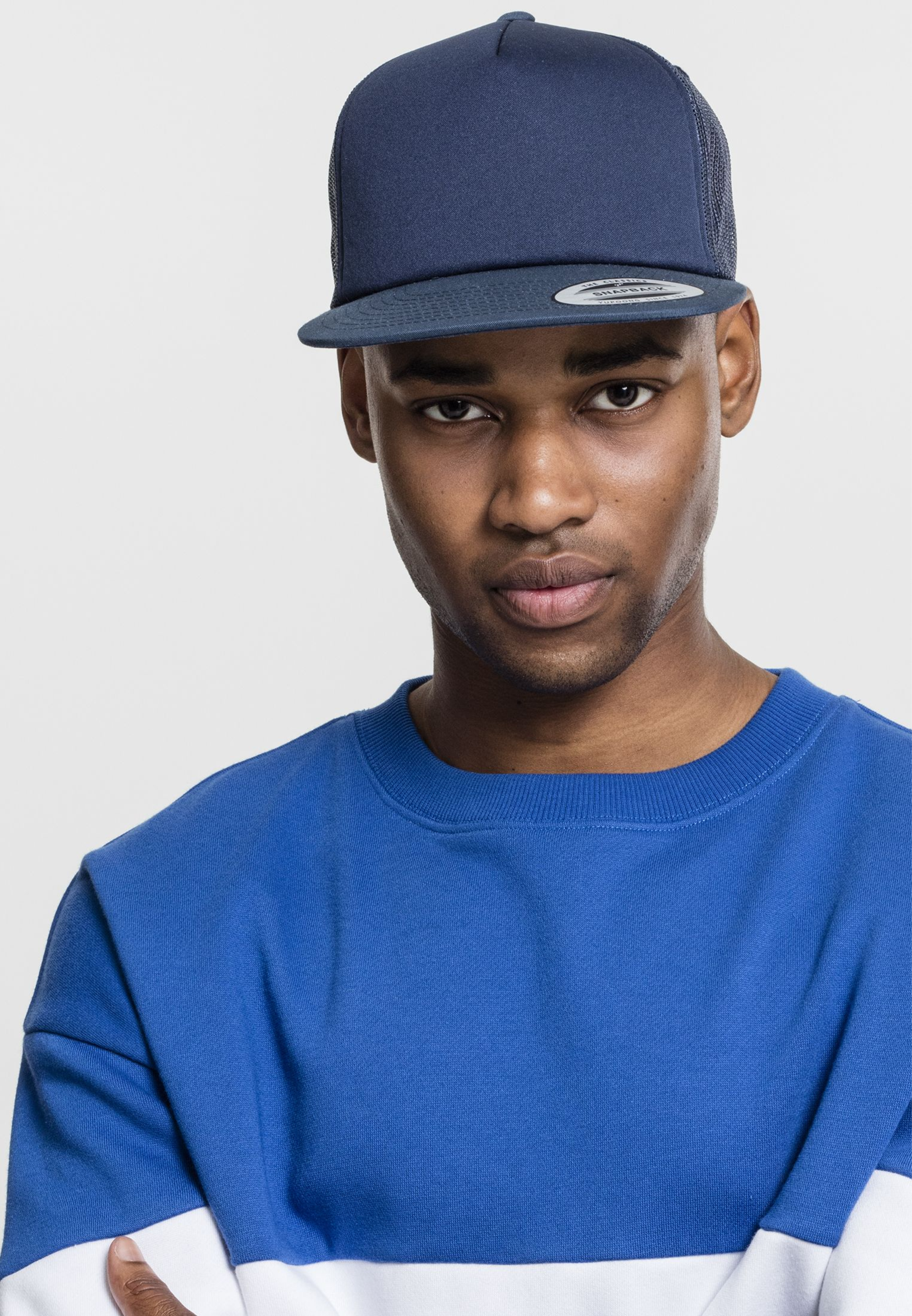 London Snapbacks foam trucker.png