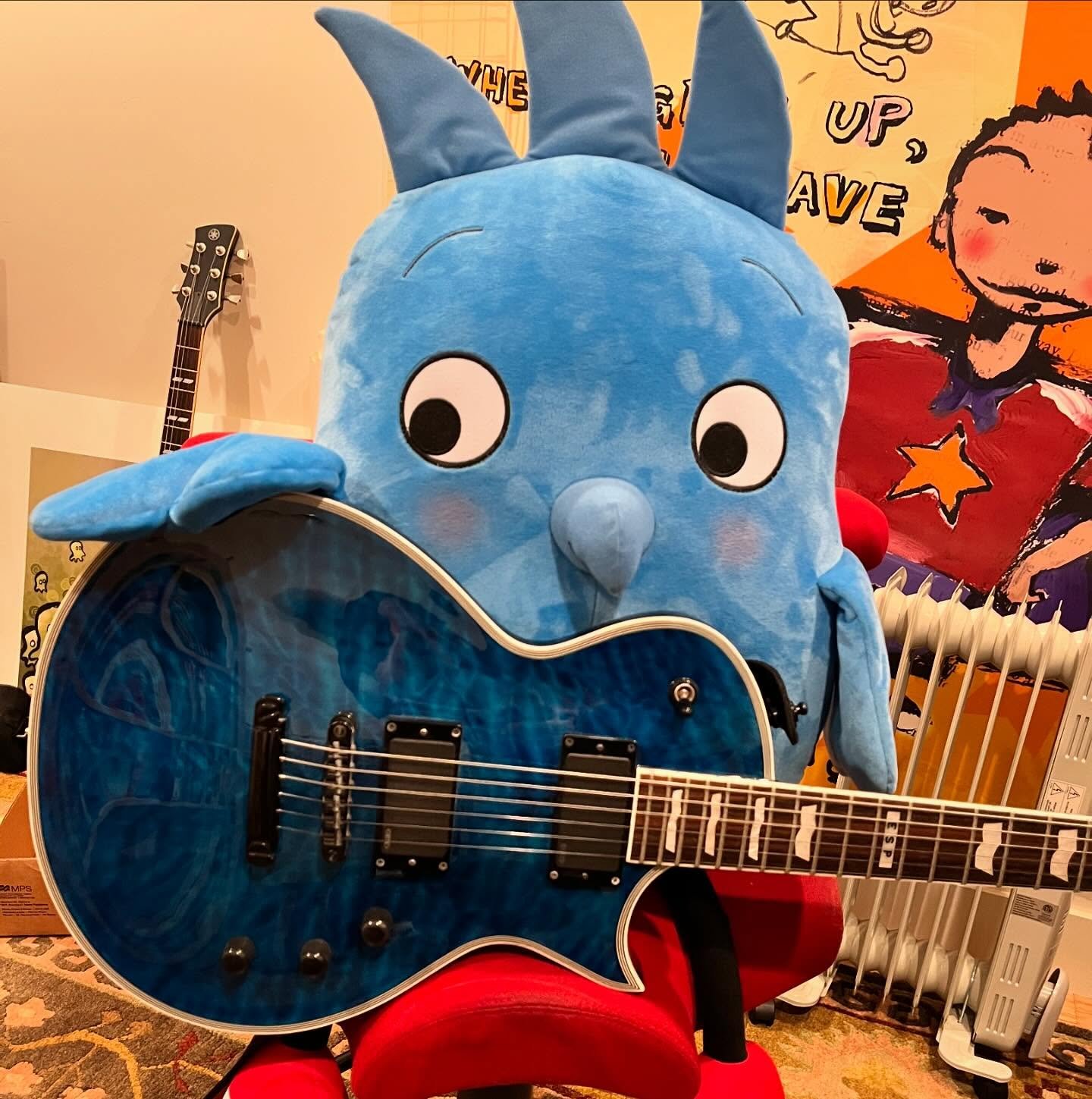 Big studio clean up happening this afternoon. This also happened. 😂