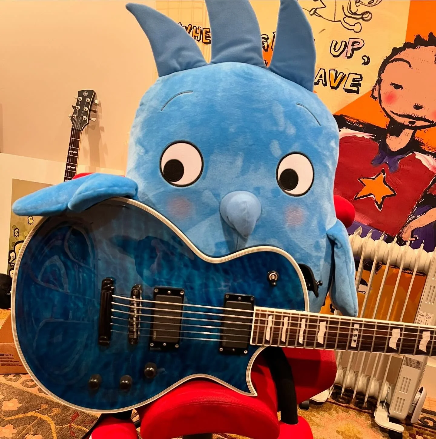 Big studio clean up happening this afternoon. This also happened. 😂