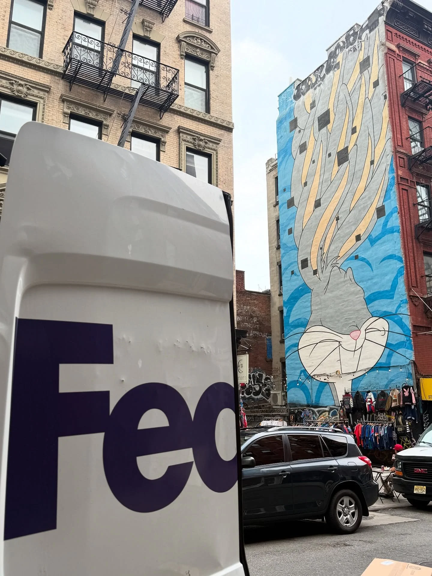 Last day in NYC…until next summer! π’
I got a chance to see some beautiful work by Qiana Mestrich at Baxter Street Camera Club down my street π€©
Goodbye double dorm room, you were swell βοΈ
