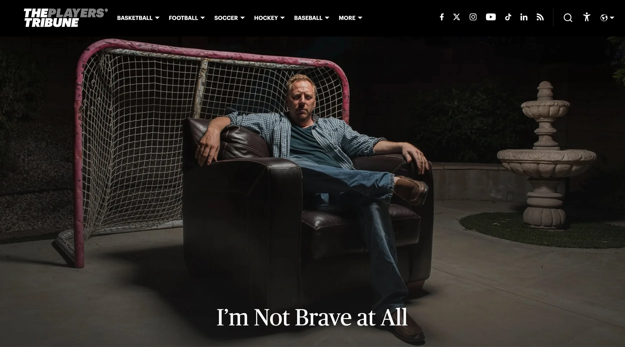 RomanKnertser_ThePalyersTribune_CoreyHirsch_02.jpg
