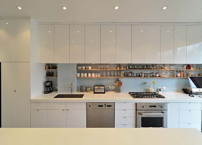 009-Kitchen.jpg