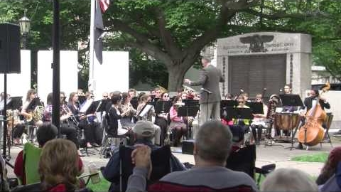 Wind Ensemble Performs in Dewitt Park