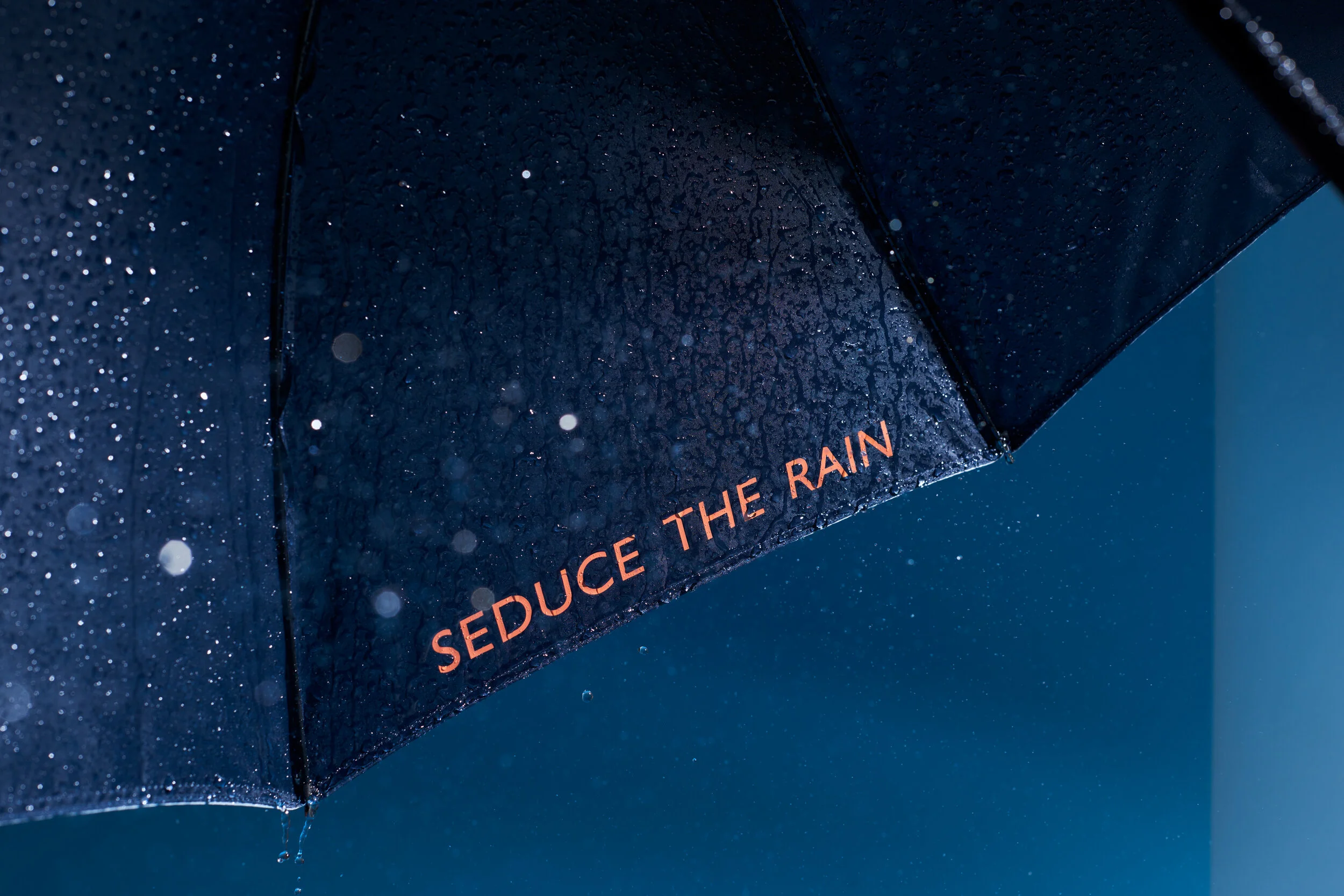 ss21_swims_stillife_water3839.jpg