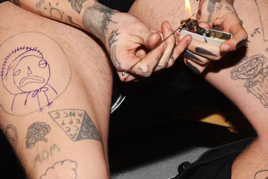 stick-n-poke-tattoos-003-1.jpg